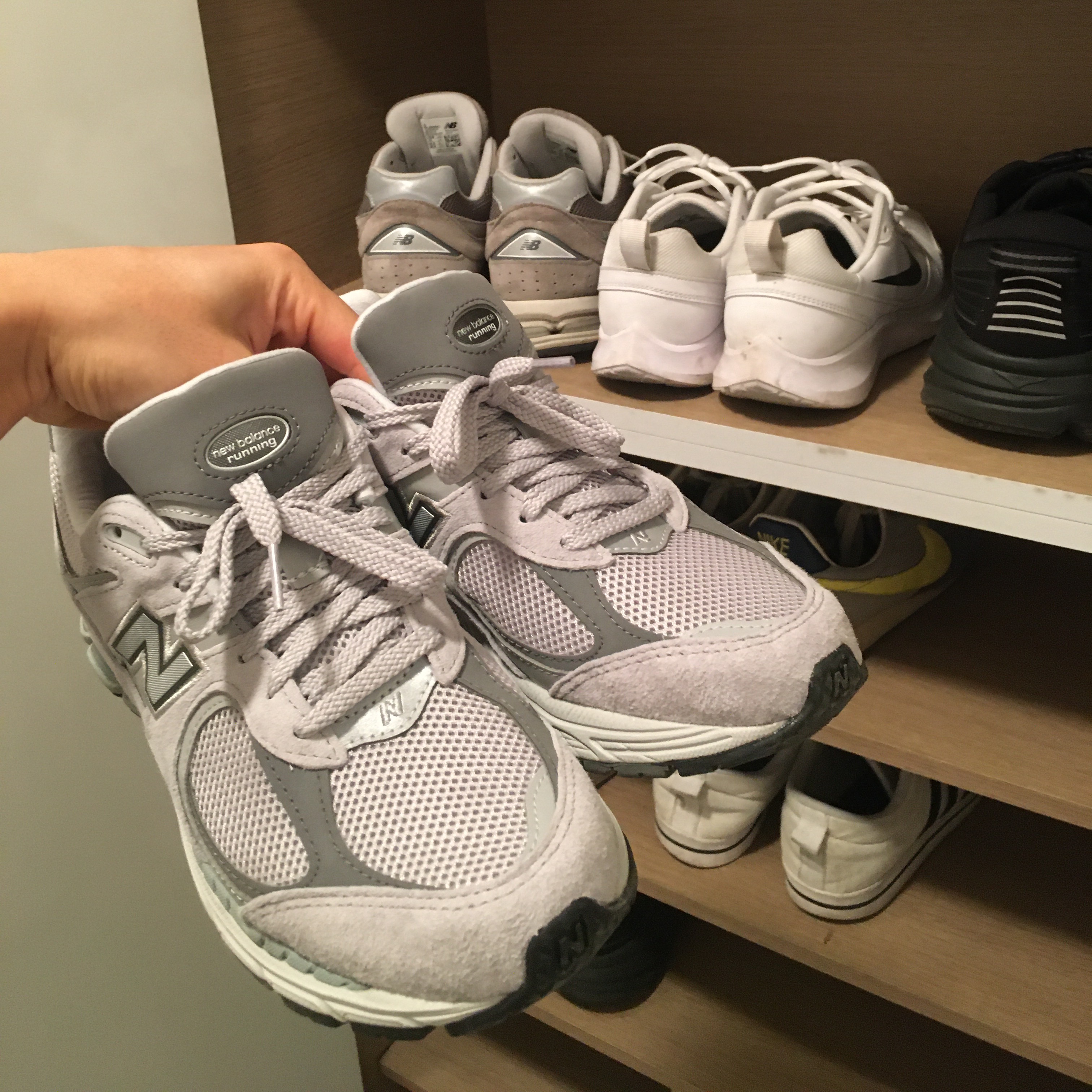 New Balance 2002R T2 Gray, New Balance 2002R Grey 착용 스타일