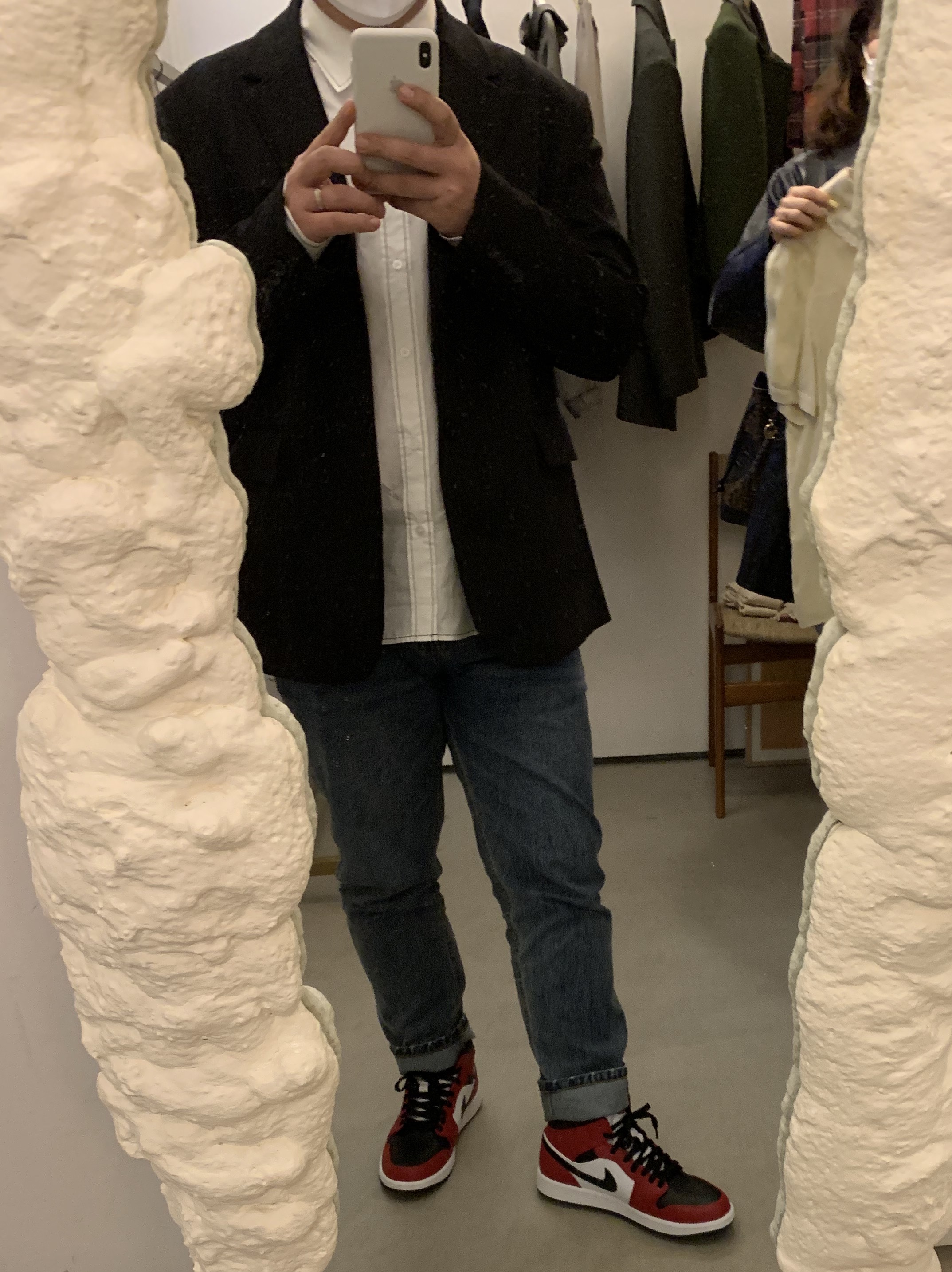 Jordan 1 Mid Chicago Black Toe 착용 스타일 - 1