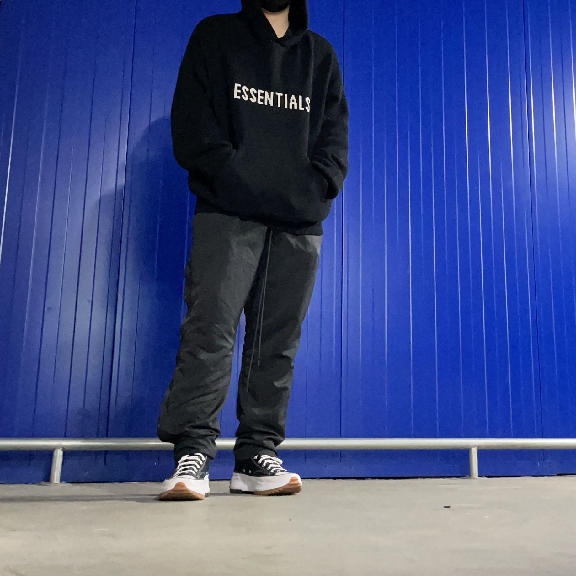 Converse Run Star Hike Hi Black White Gum, Essentials Knit Hoodie Black - 20FW 착용 스타일