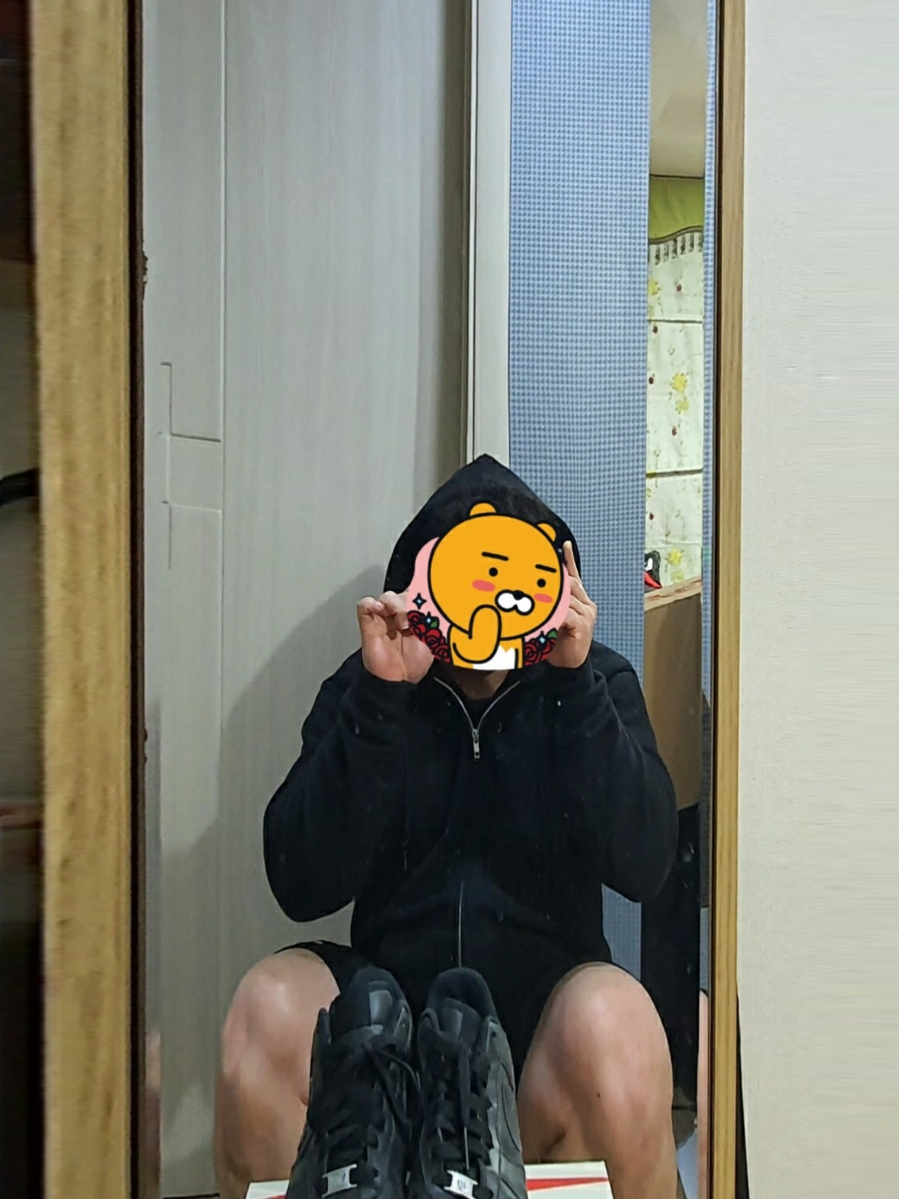 Nike Air Force 1 '07 Low Triple Black, Nike x Stussy Air Force 1 Low Triple Black 착용 스타일 - 1