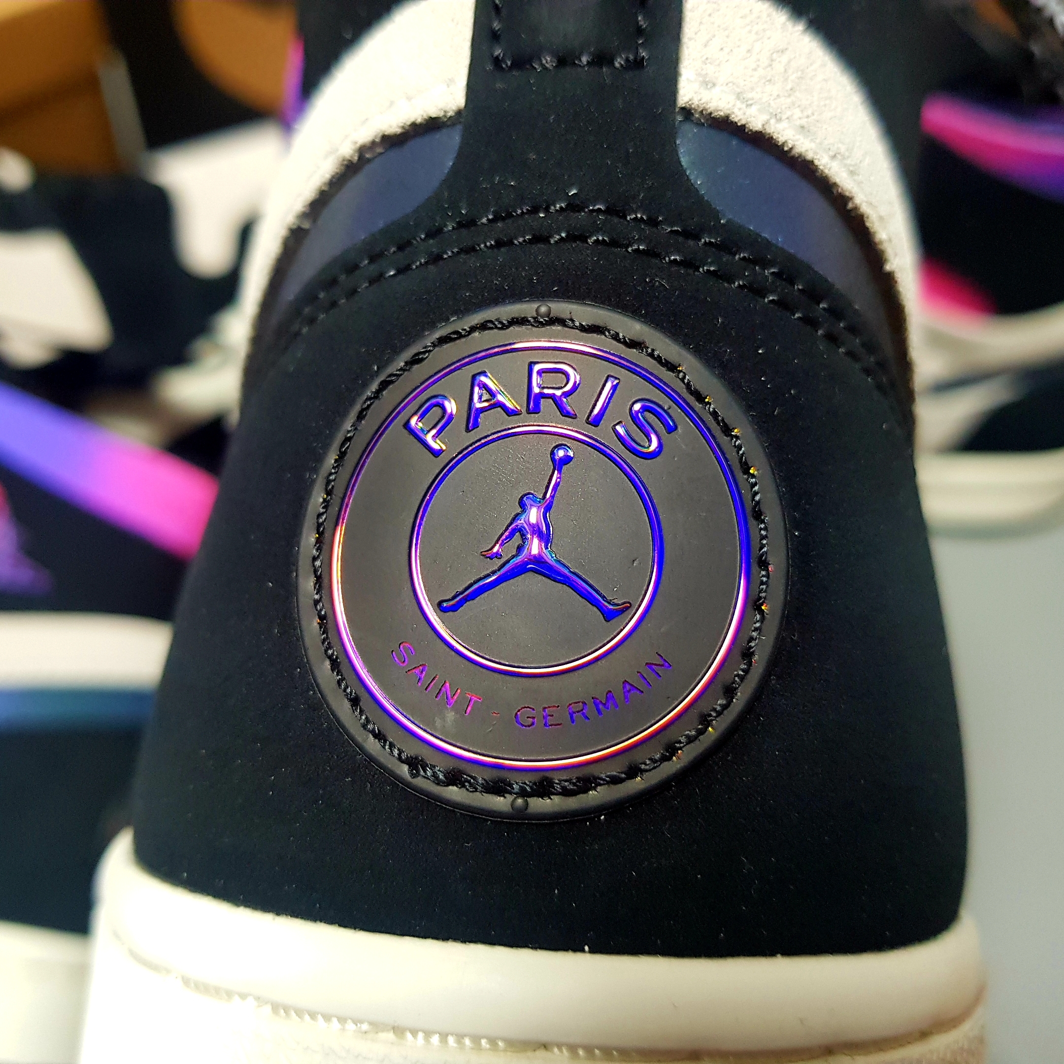 Jordan 1 x Paris Saint-Germain Zoom Air CMFT 착용 스타일 - 3