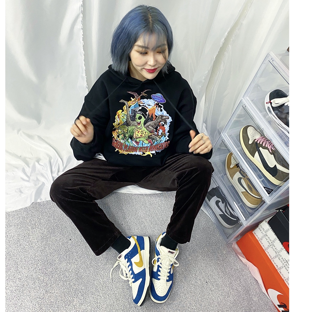Nike x Kasina Dunk Low 80's Bus 착용 스타일