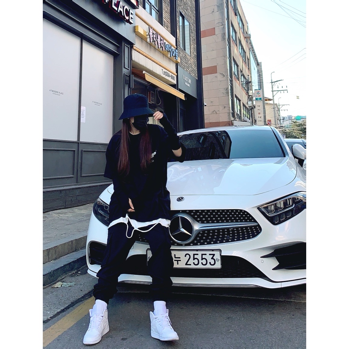 Jordan 1 Mid Triple White 착용 스타일 - 2