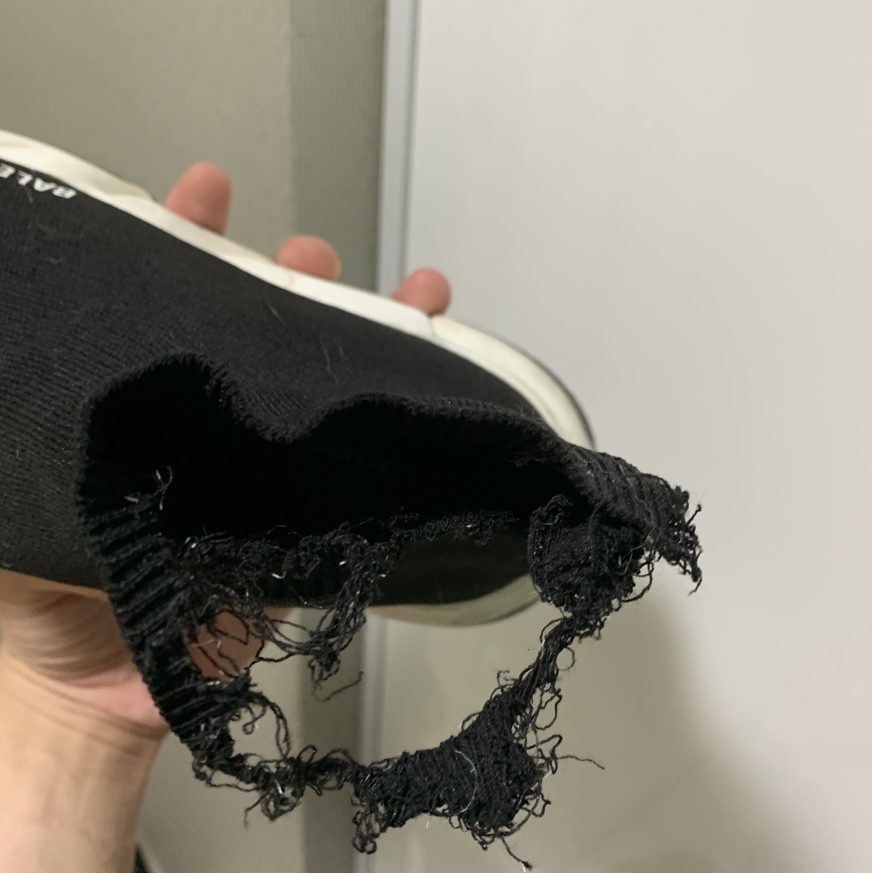 Balenciaga Speed Trainer Black White 2020 착용 스타일 - 1