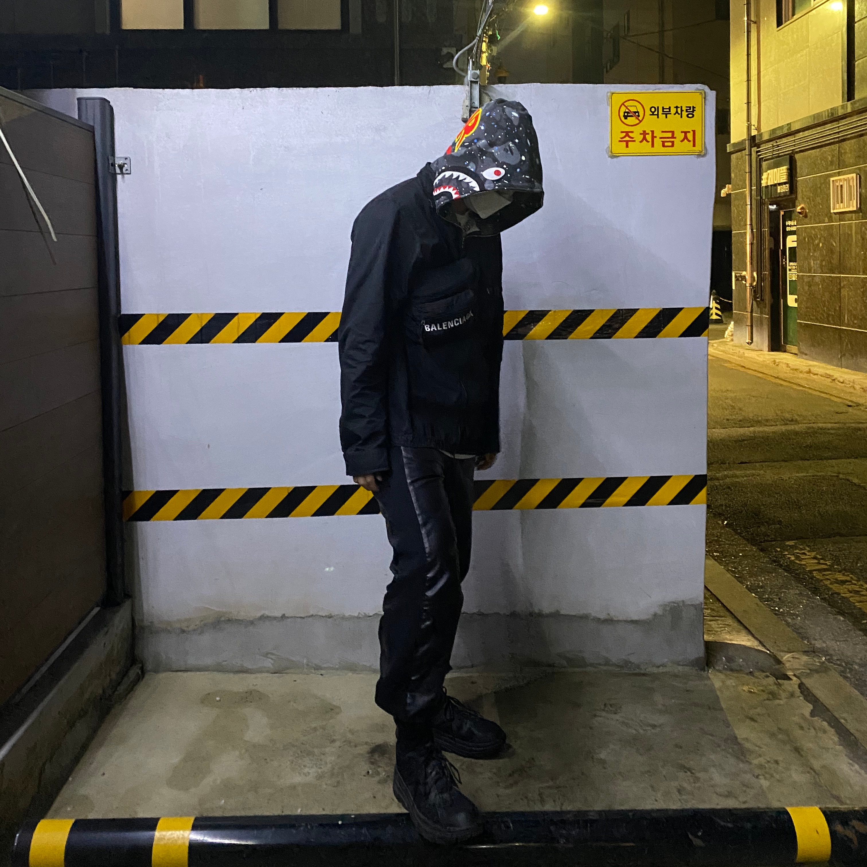 Hoka x Engineered Garments Bondi B Black 착용 스타일