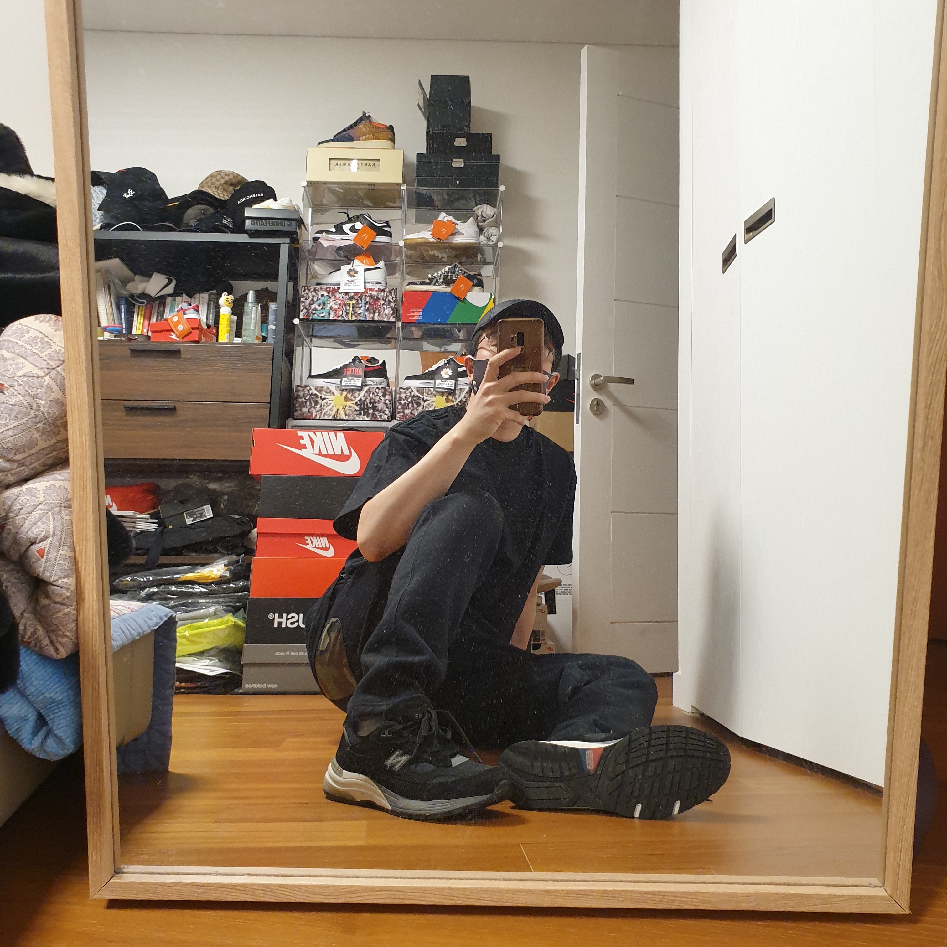 Nike x Travis Scott NRG AG Utility Sweatpants Black, Nike x Travis Scott NRG AG T-Shirt Black 착용 스타일 - 3