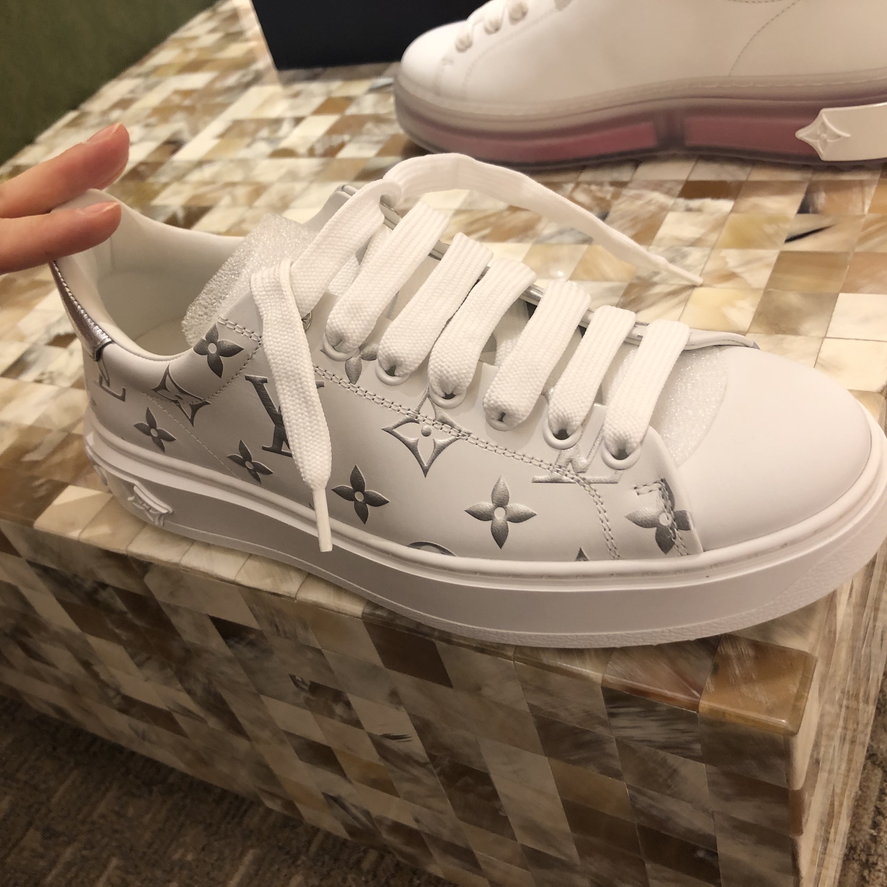 snakesneakers님의 스타일