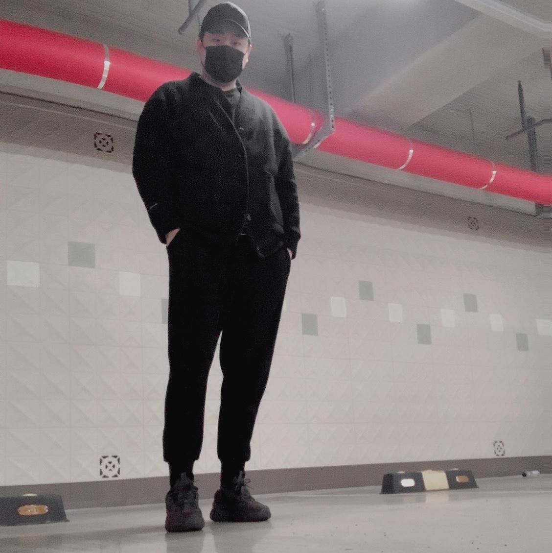 Adidas Yeezy 500 Utility Black 2018/2020 착용 스타일