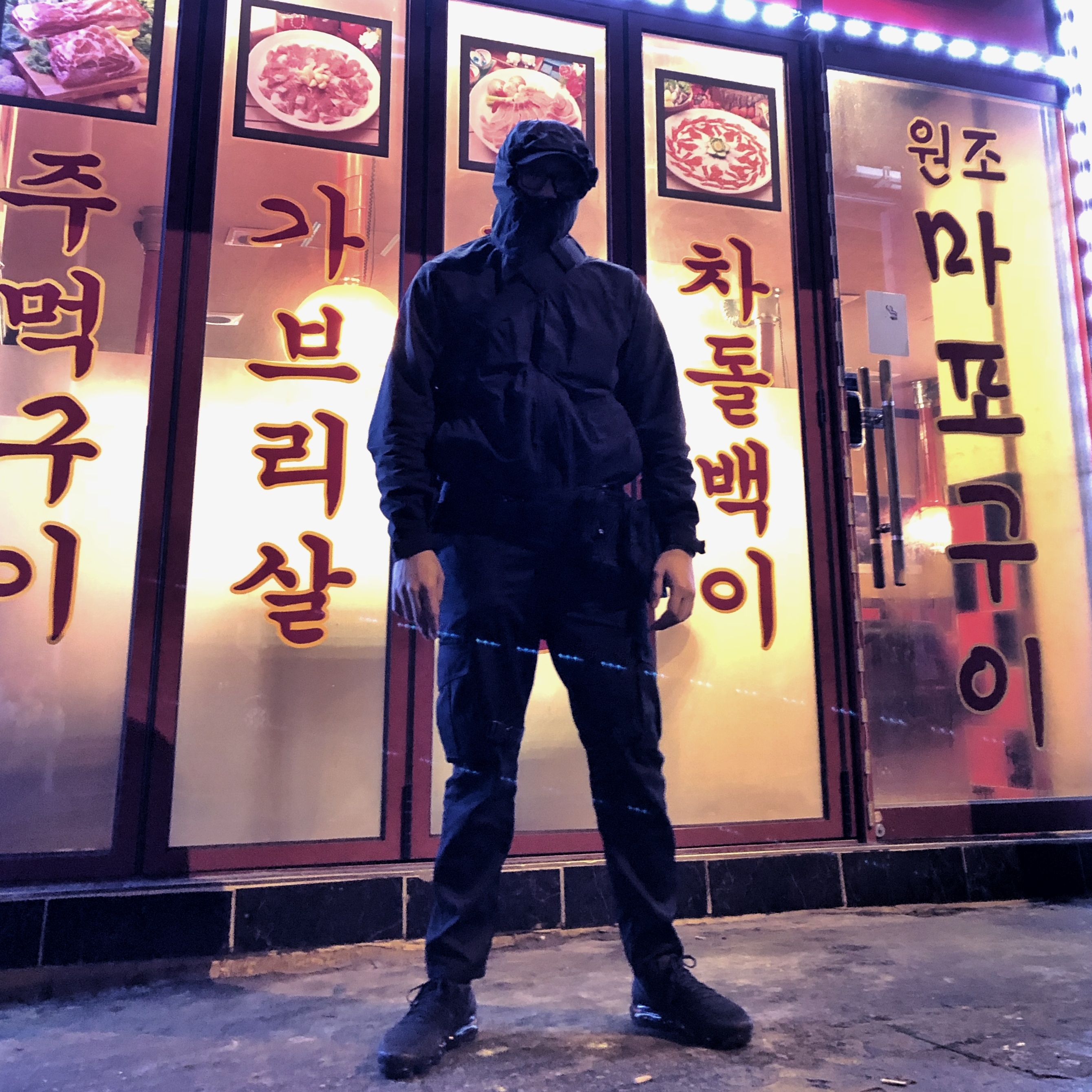 Nike Air VaporMax Flyknit 3.0 Triple Black 착용 스타일