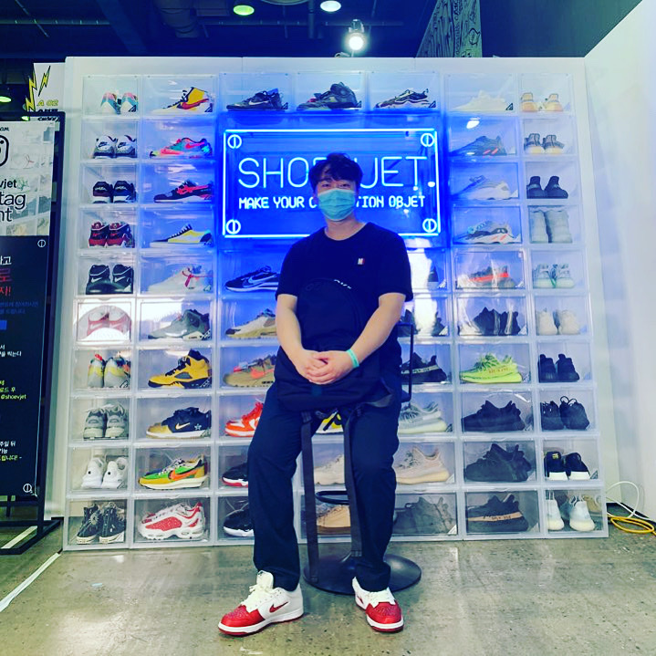 Nike x Supreme SB Dunk Low Jewel Swoosh Red 착용 스타일