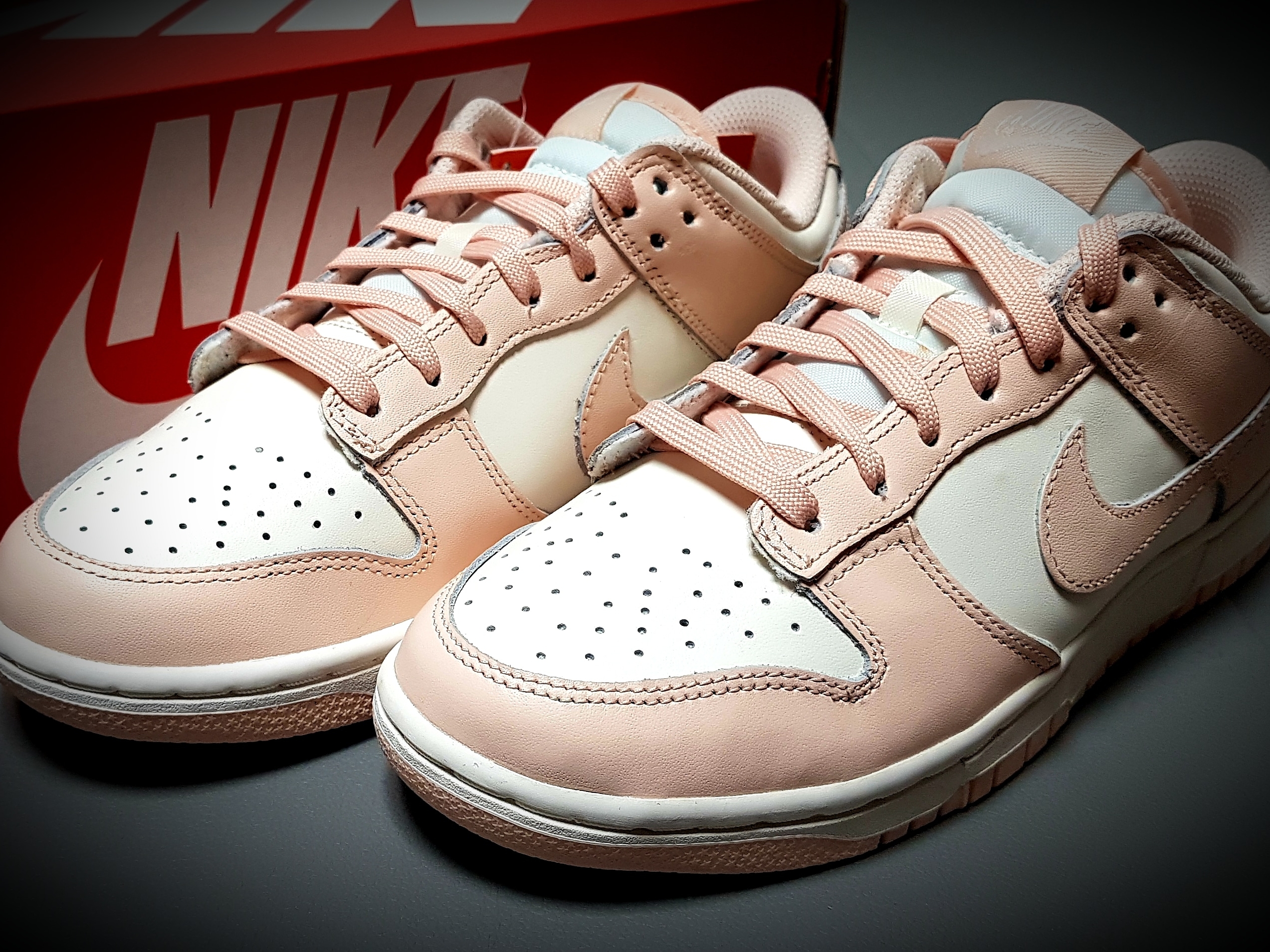 (W) Nike Dunk Low Orange Pearl 착용 스타일
