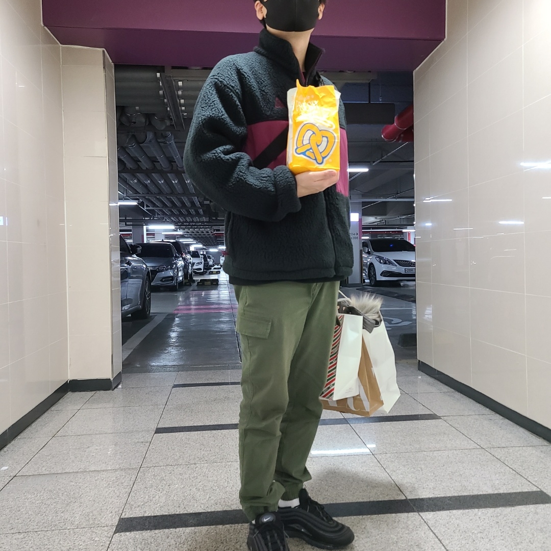 Nike Air Max 97 Black White Anthracite, Nike ACG Microfleece Jacket Black - Asia 착용 스타일