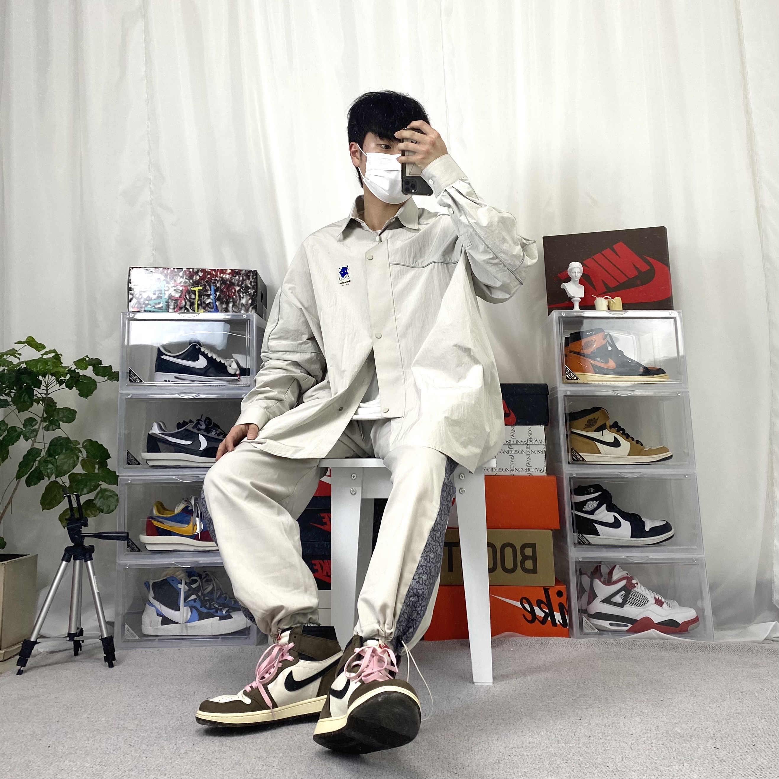 Jordan 1 x Travis Scott Retro High OG SP Mocha 착용 스타일