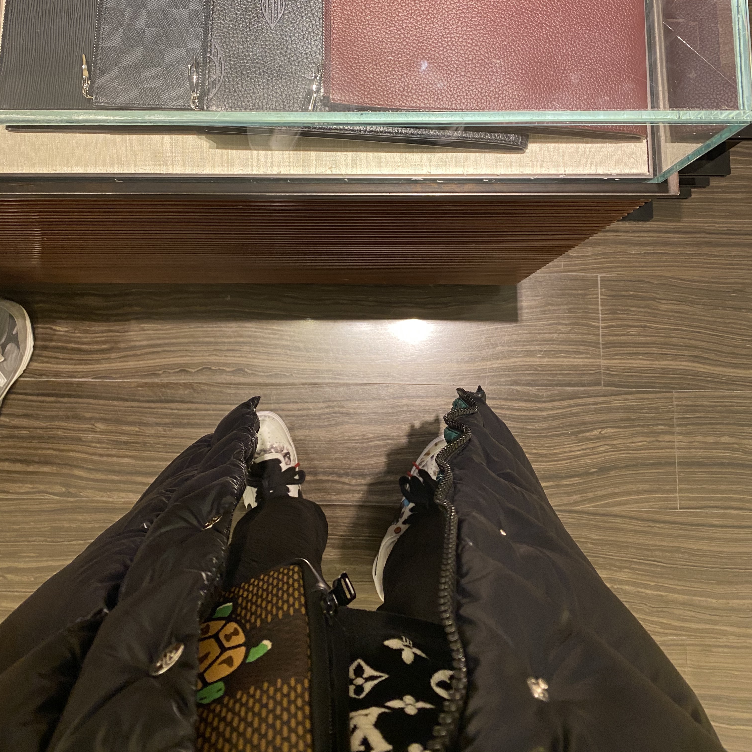 Nike x Peaceminusone Air Force 1 Low Para-Noise 2.0 착용 스타일 - 3
