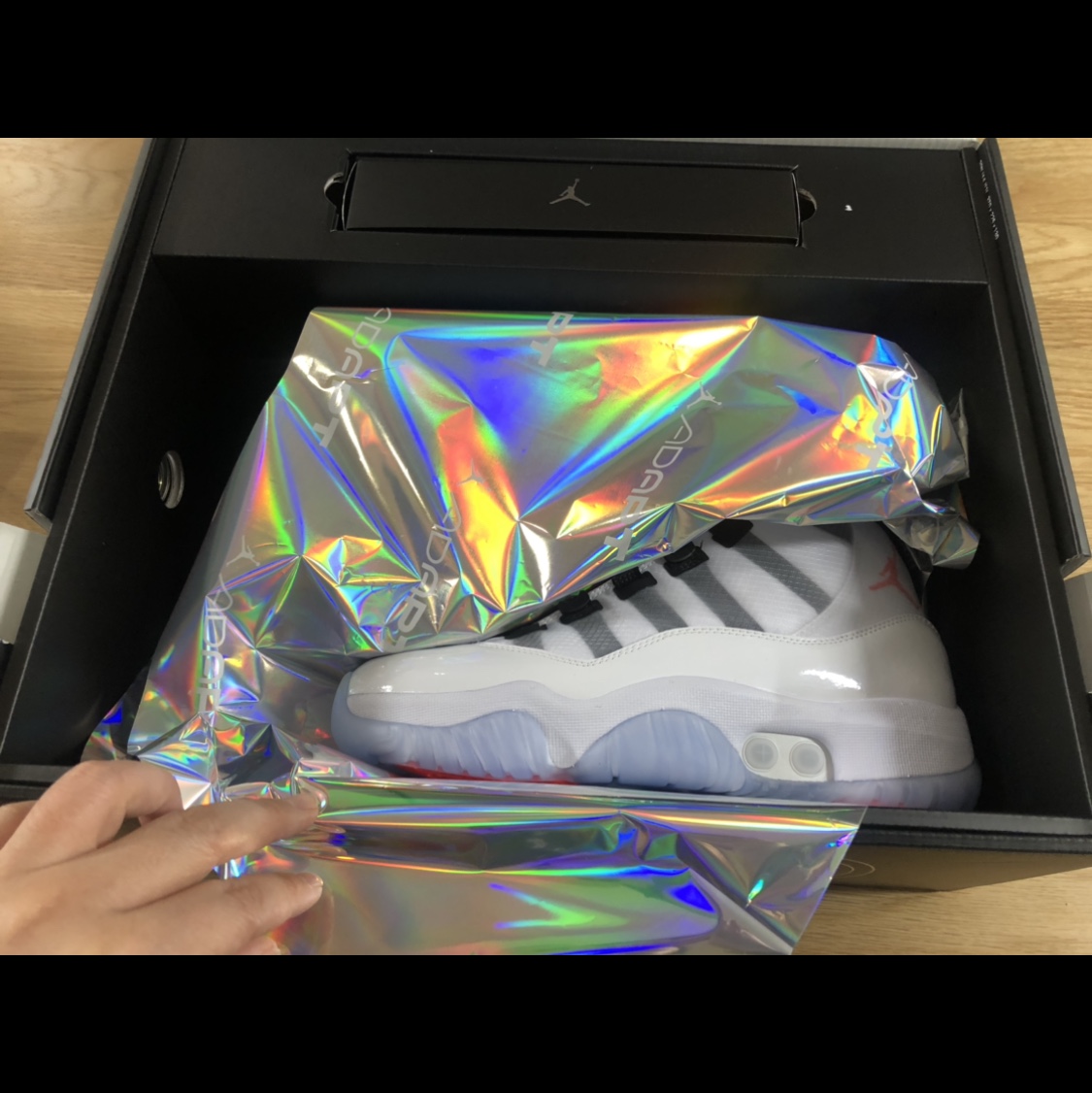 Jordan 11 Adapt (KR Charger) 착용 스타일 - 1