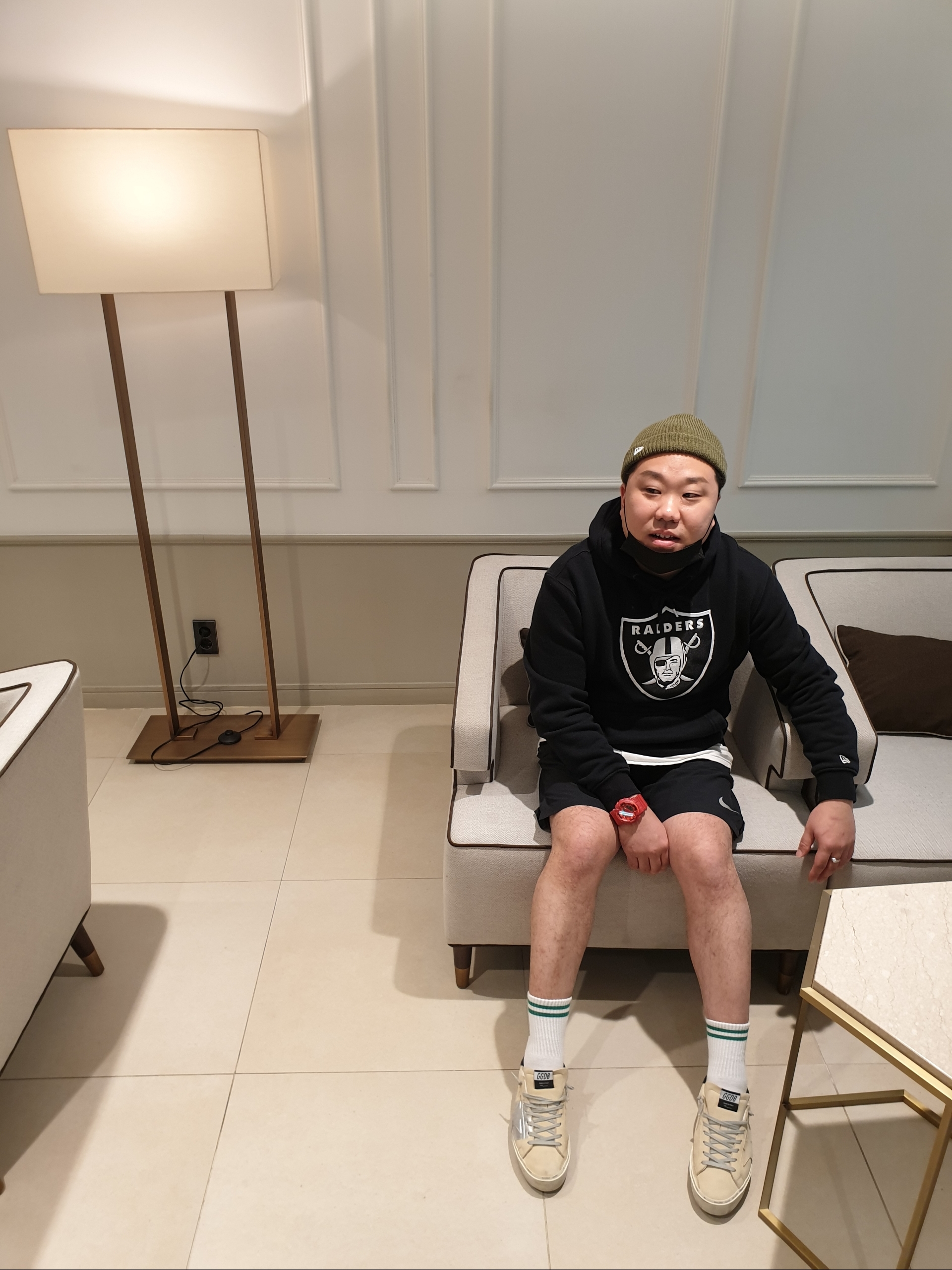 Nike Air Max 1 Wolf Grey Black, Nike Air More Uptempo Black White 2020 착용 스타일 - 5