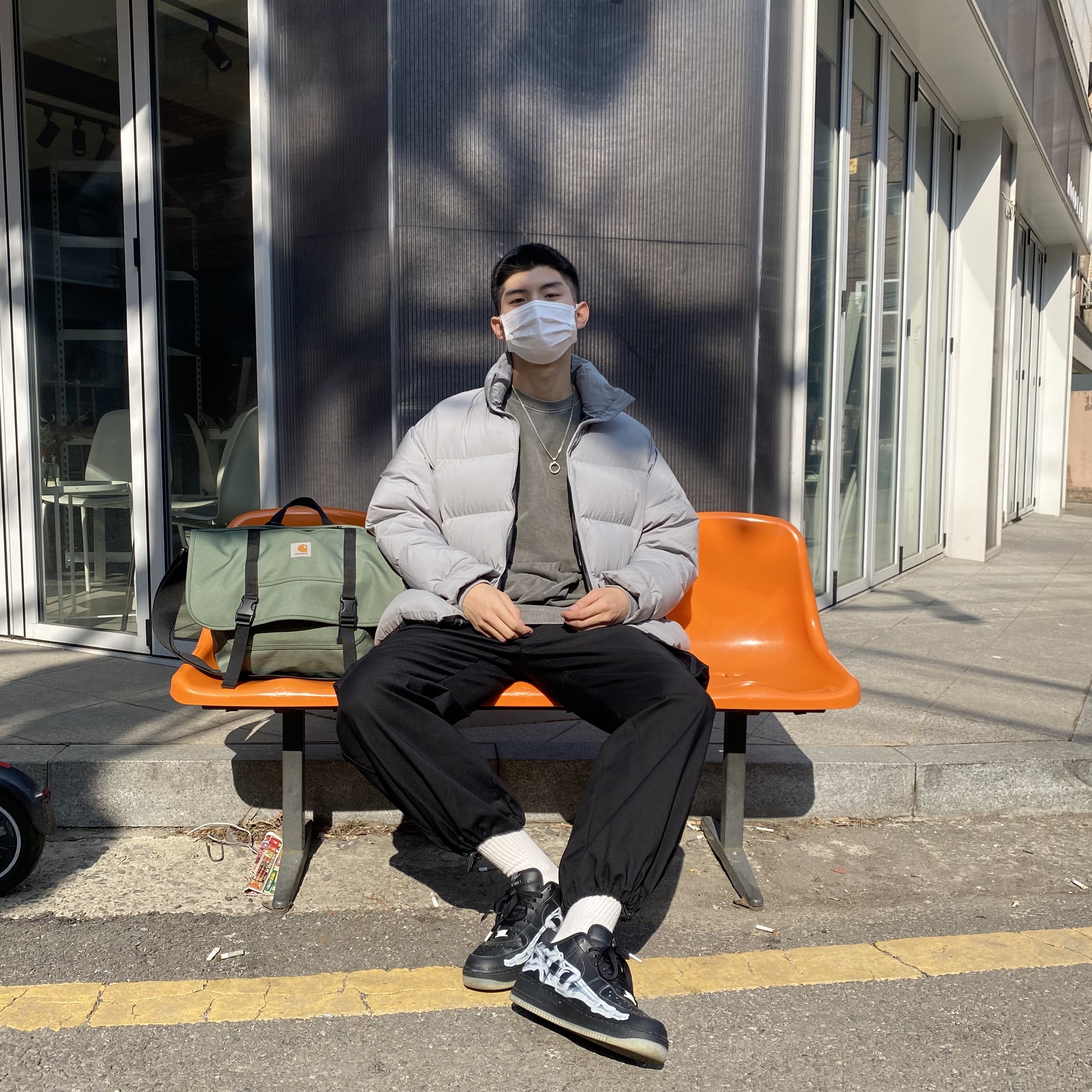 Nike Air Force 1 Low '07 Black Skeleton 착용 스타일