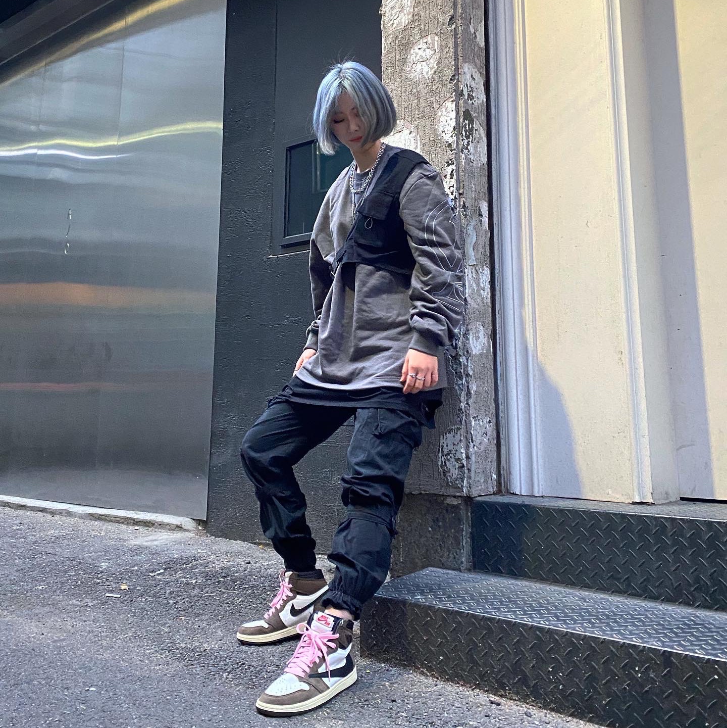 Jordan 1 x Travis Scott Retro High OG SP Mocha 착용 스타일