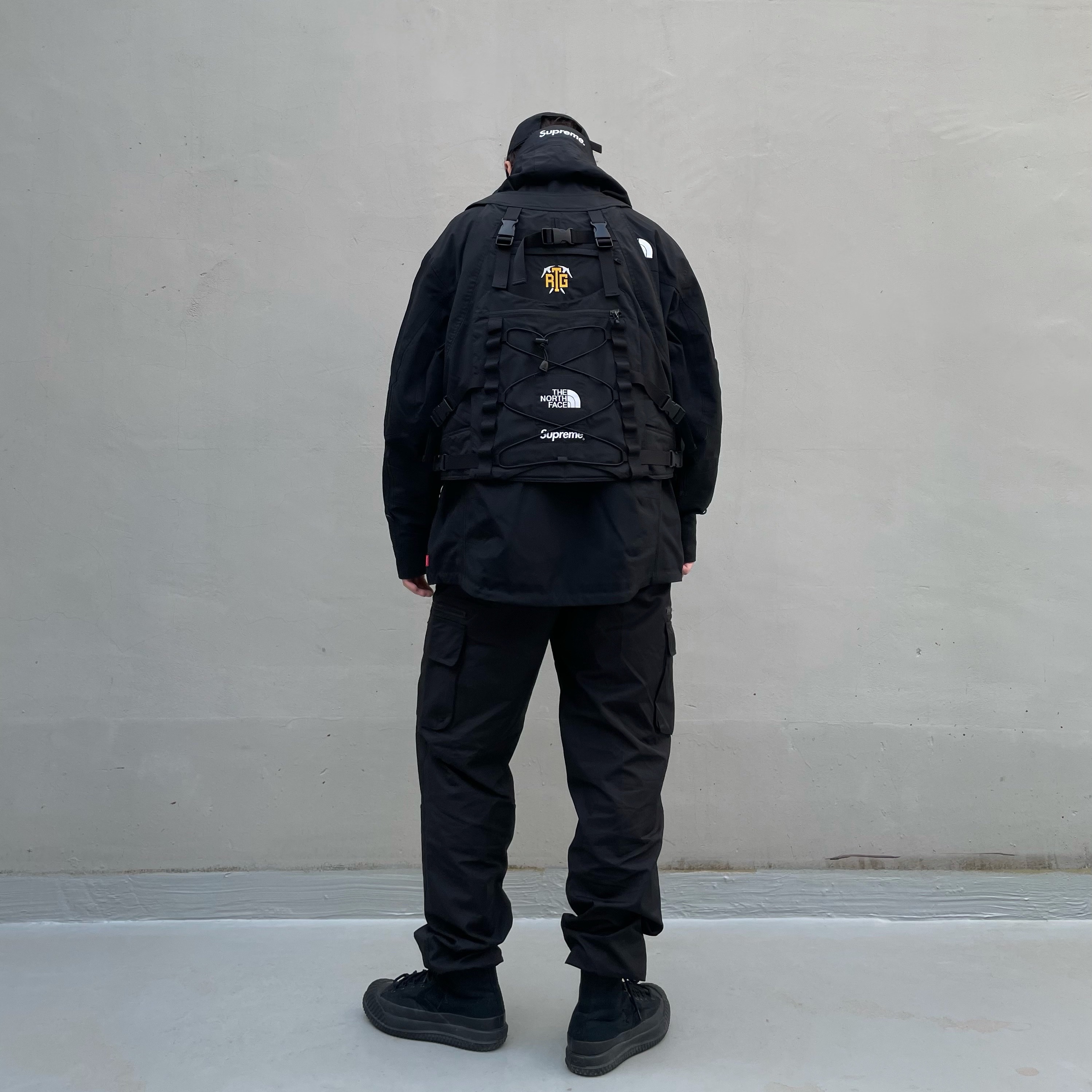 Supreme x The North Face RTG Jacket + Vest Black - 20SS 착용 스타일 - 3