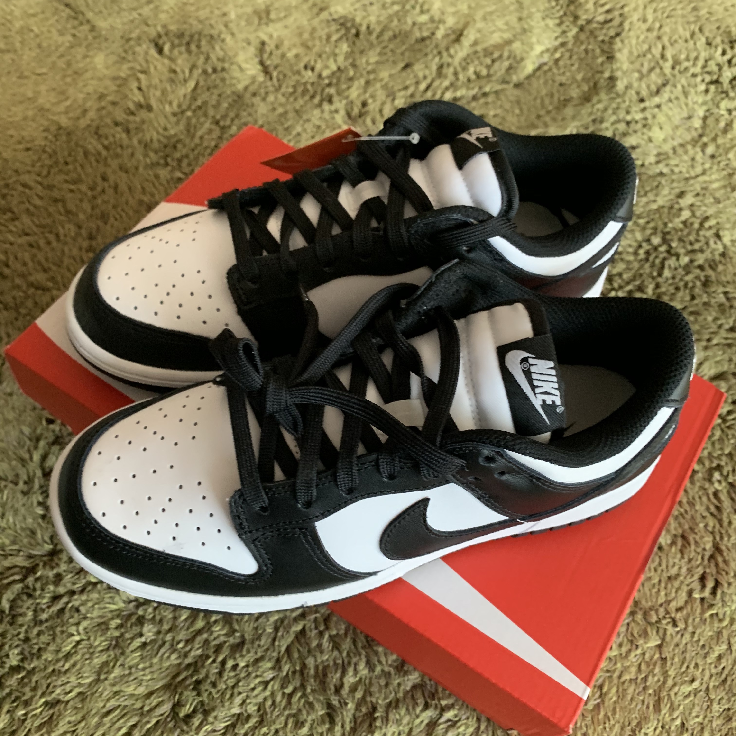 (W) Nike Dunk Low Black 착용 스타일