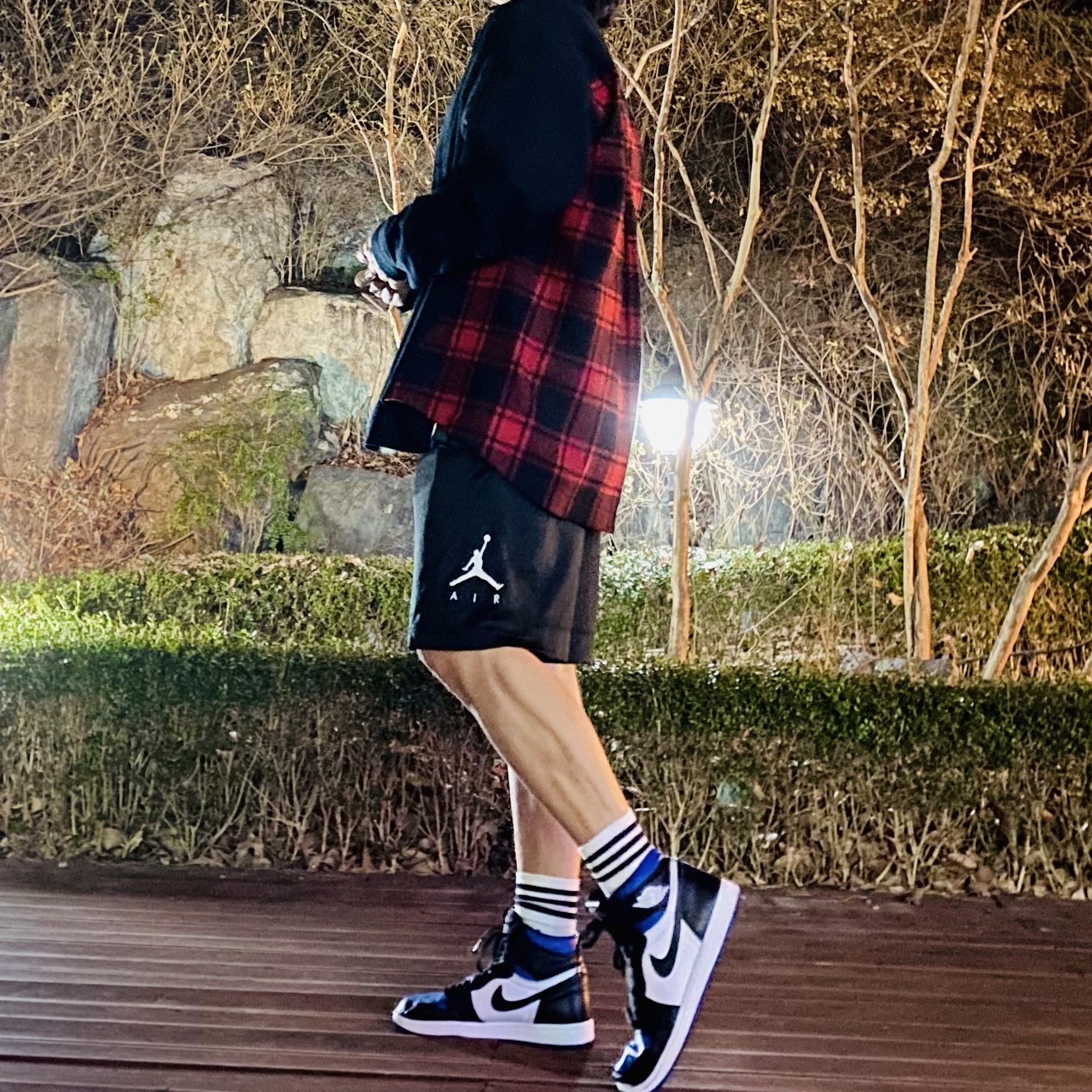 Jordan 1 Retro High OG Royal Toe 착용 스타일