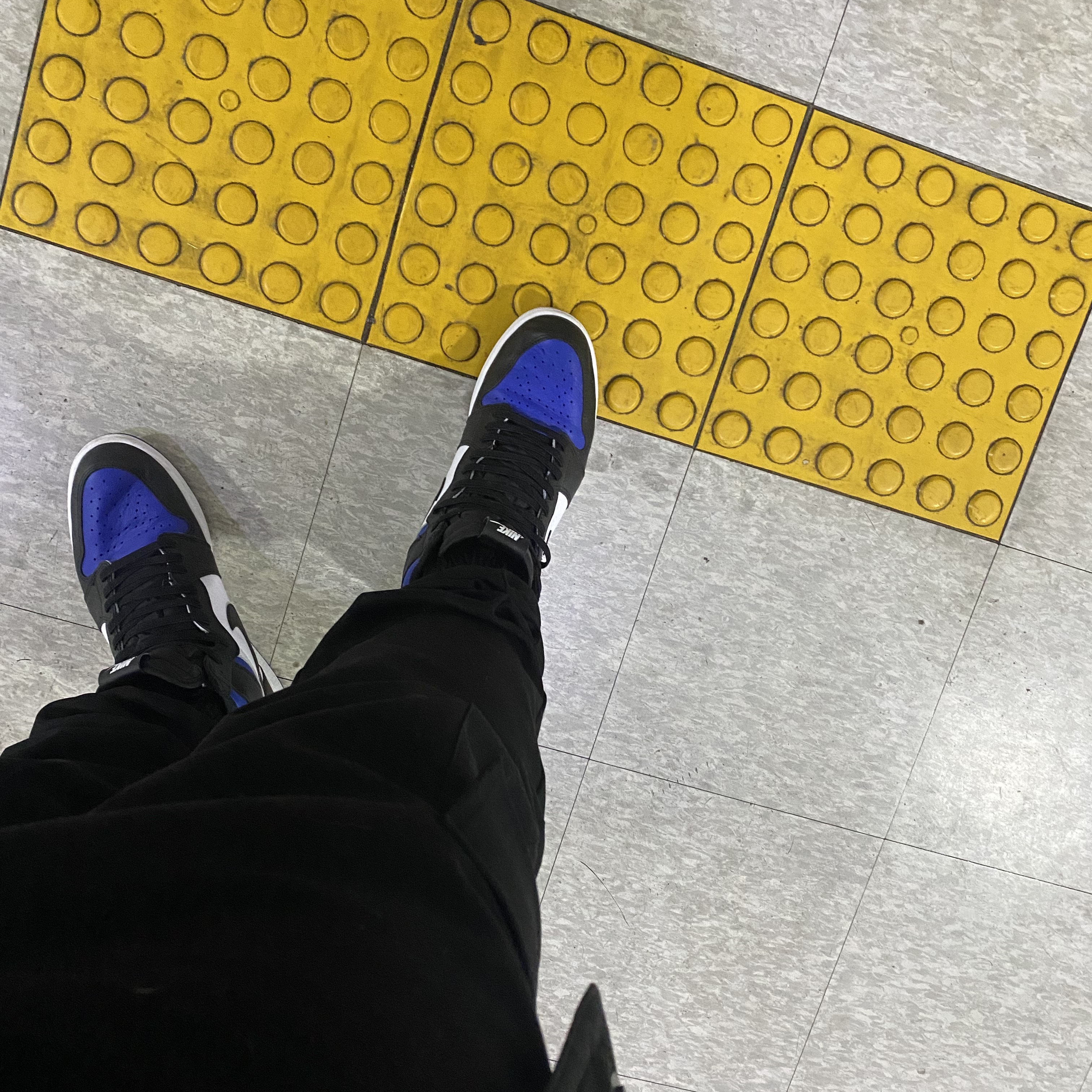 Jordan 1 Retro High OG Royal Toe 착용 스타일