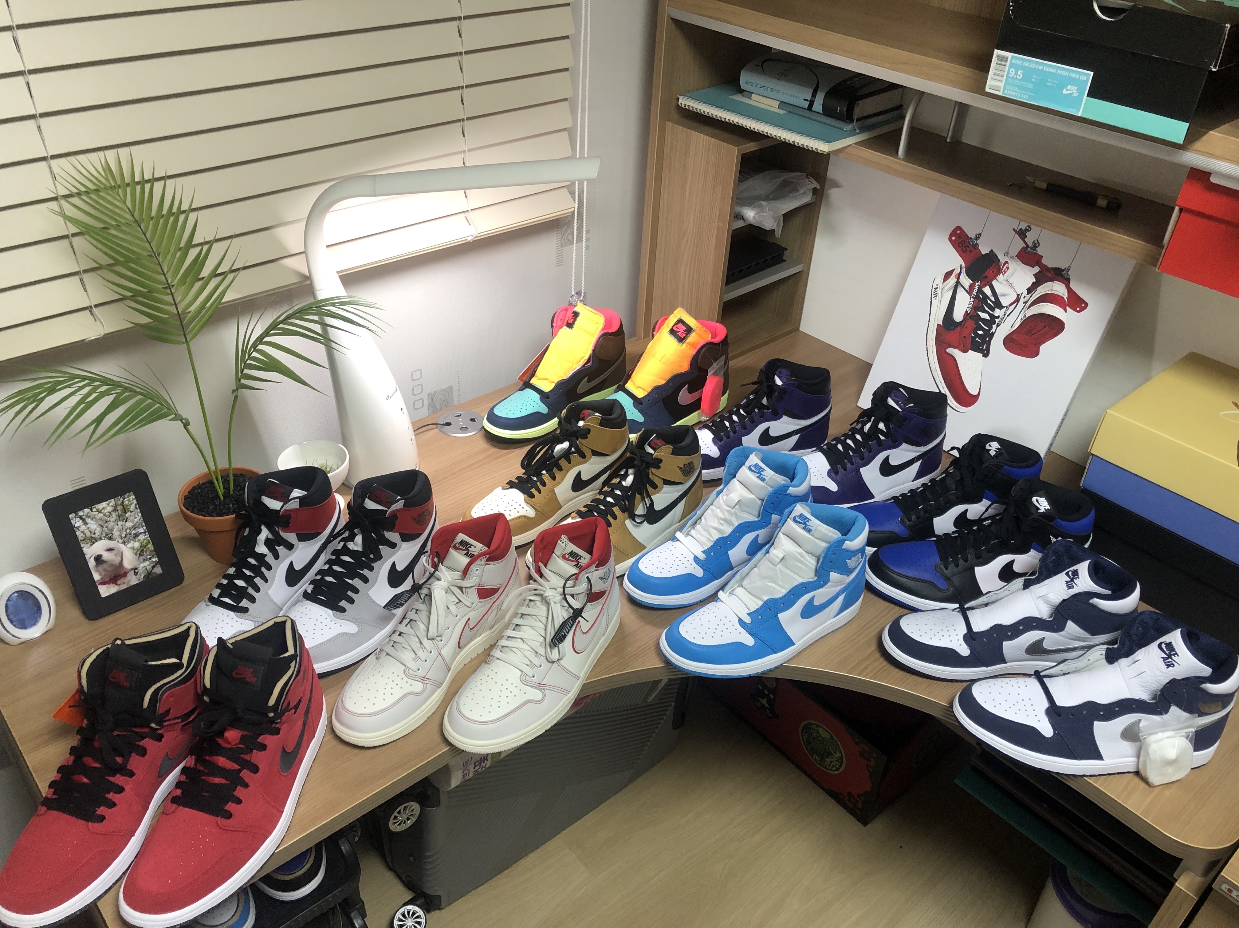 Jordan 1 Retro High OG Light Smoke Grey, Jordan 1 Retro High Phantom Gym Red 착용 스타일 - 1