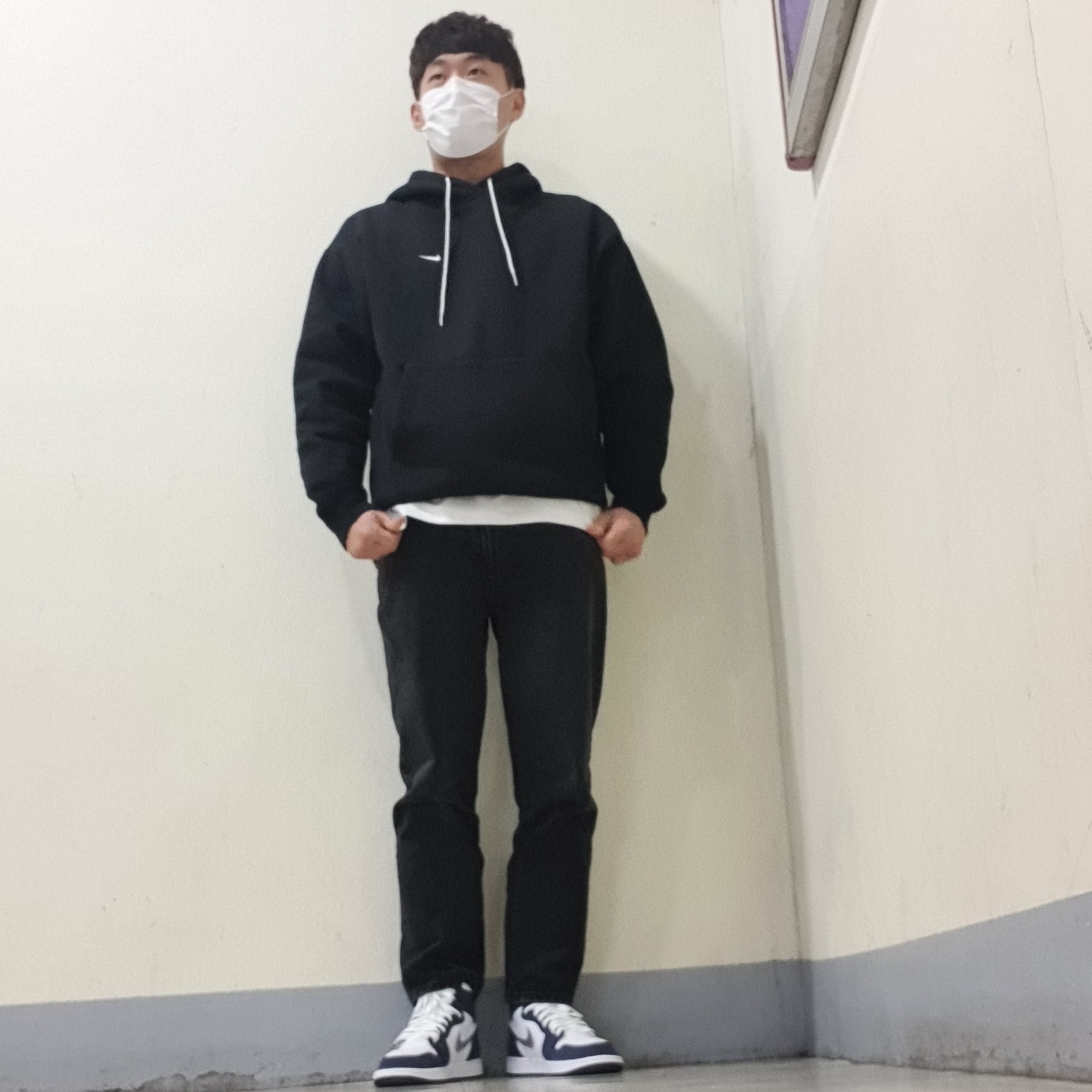 Jordan 1 Retro High OG CO.JP Midnight Navy 착용 스타일