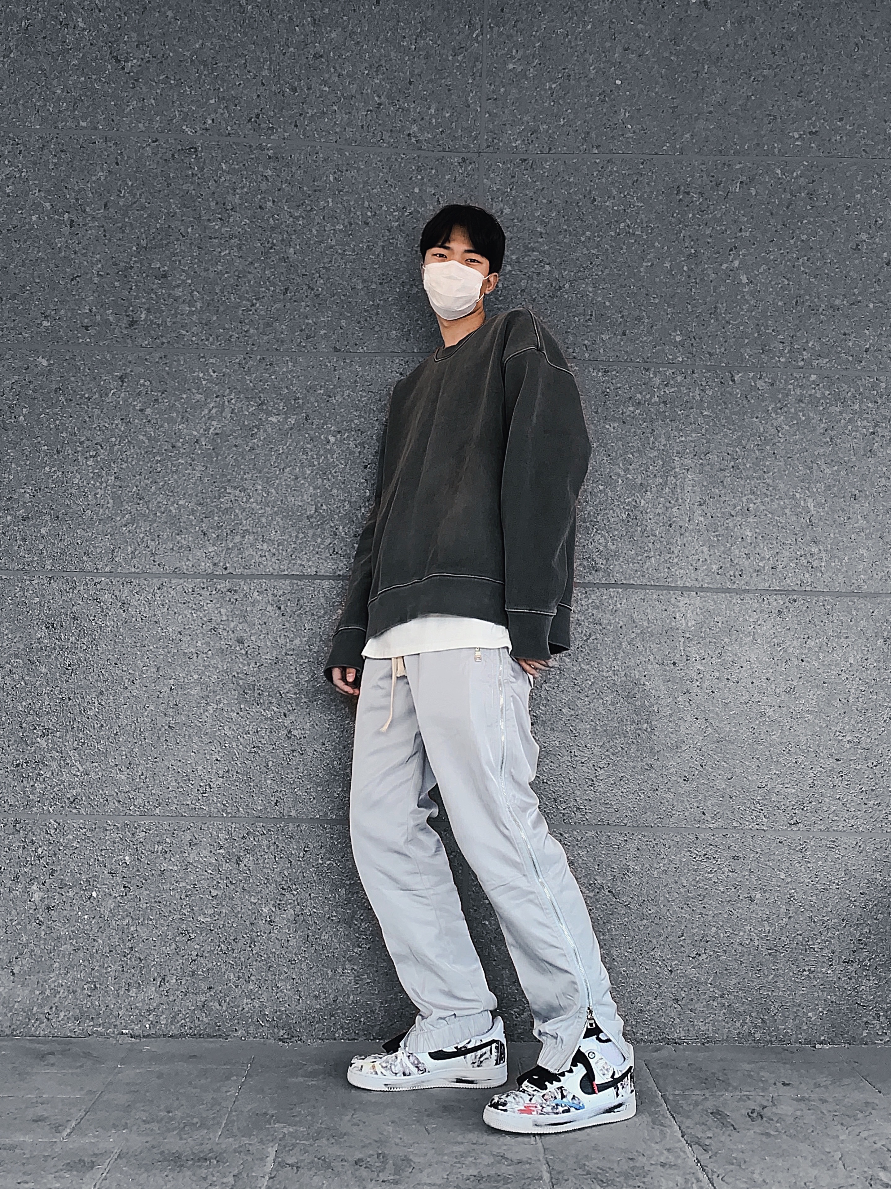 Nike x Peaceminusone Air Force 1 Low Para-Noise 2.0 착용 스타일