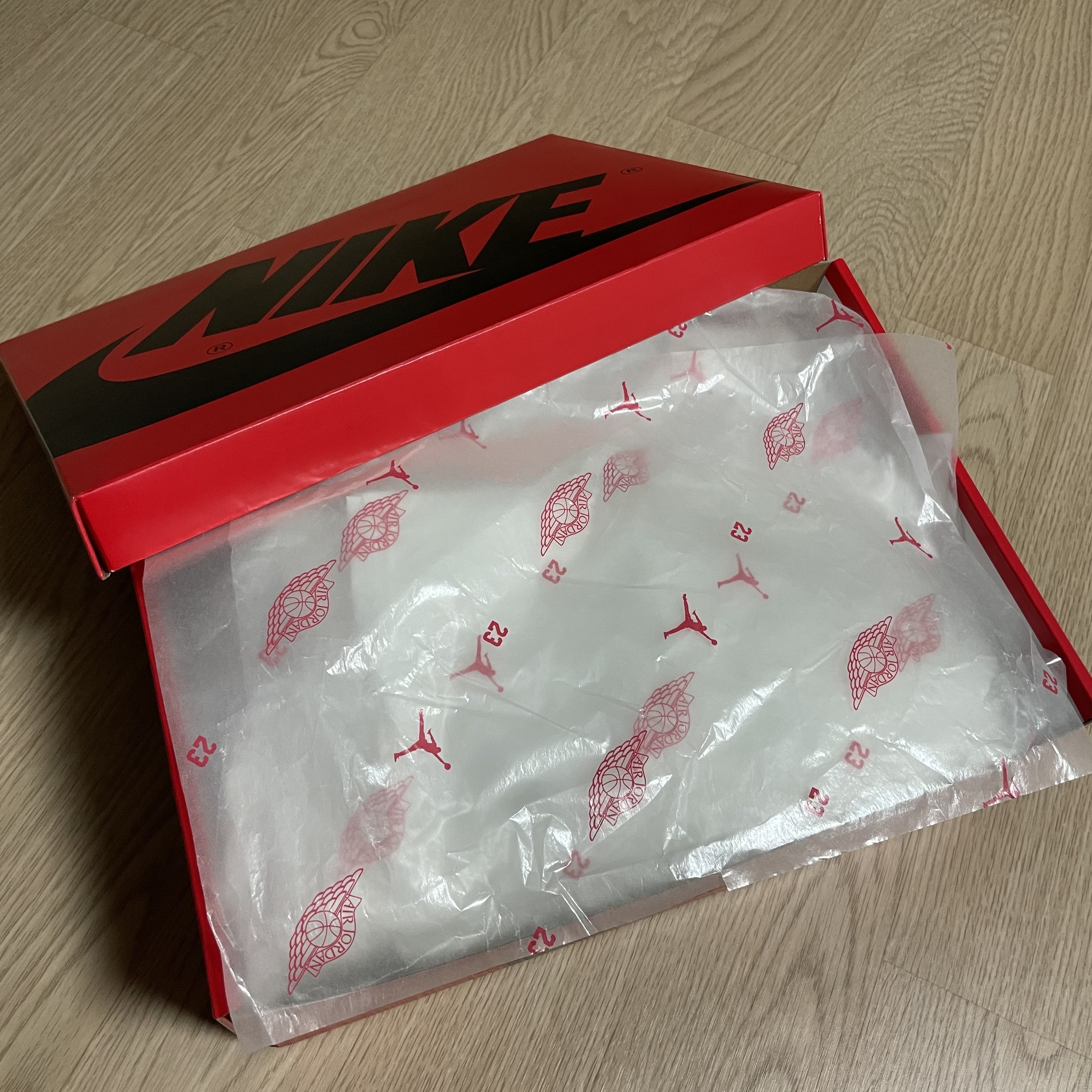 Jordan 1 High 85 Neutral Grey 착용 스타일 - 2