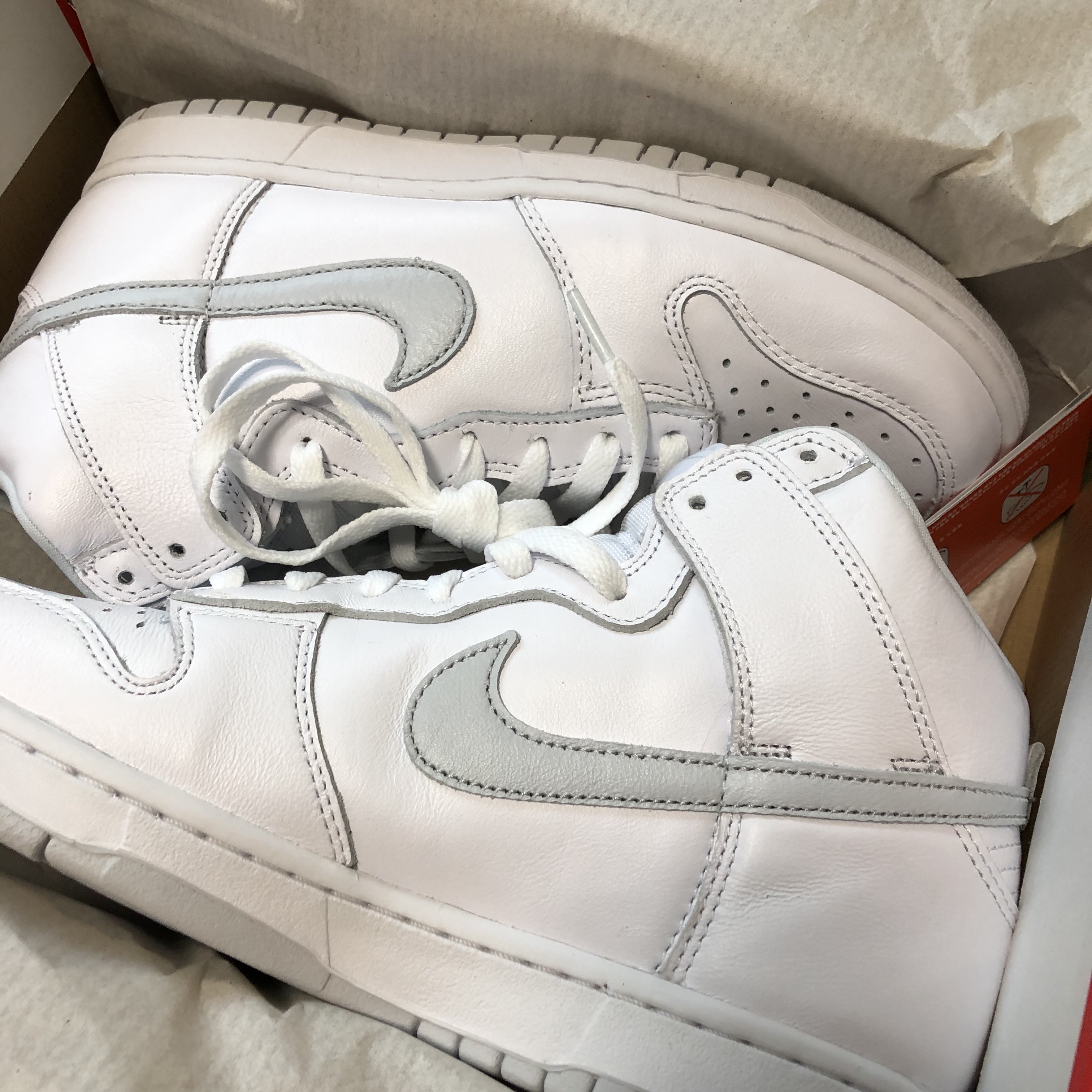 Nike Dunk High SP Pure Platinum 착용 스타일 - 2