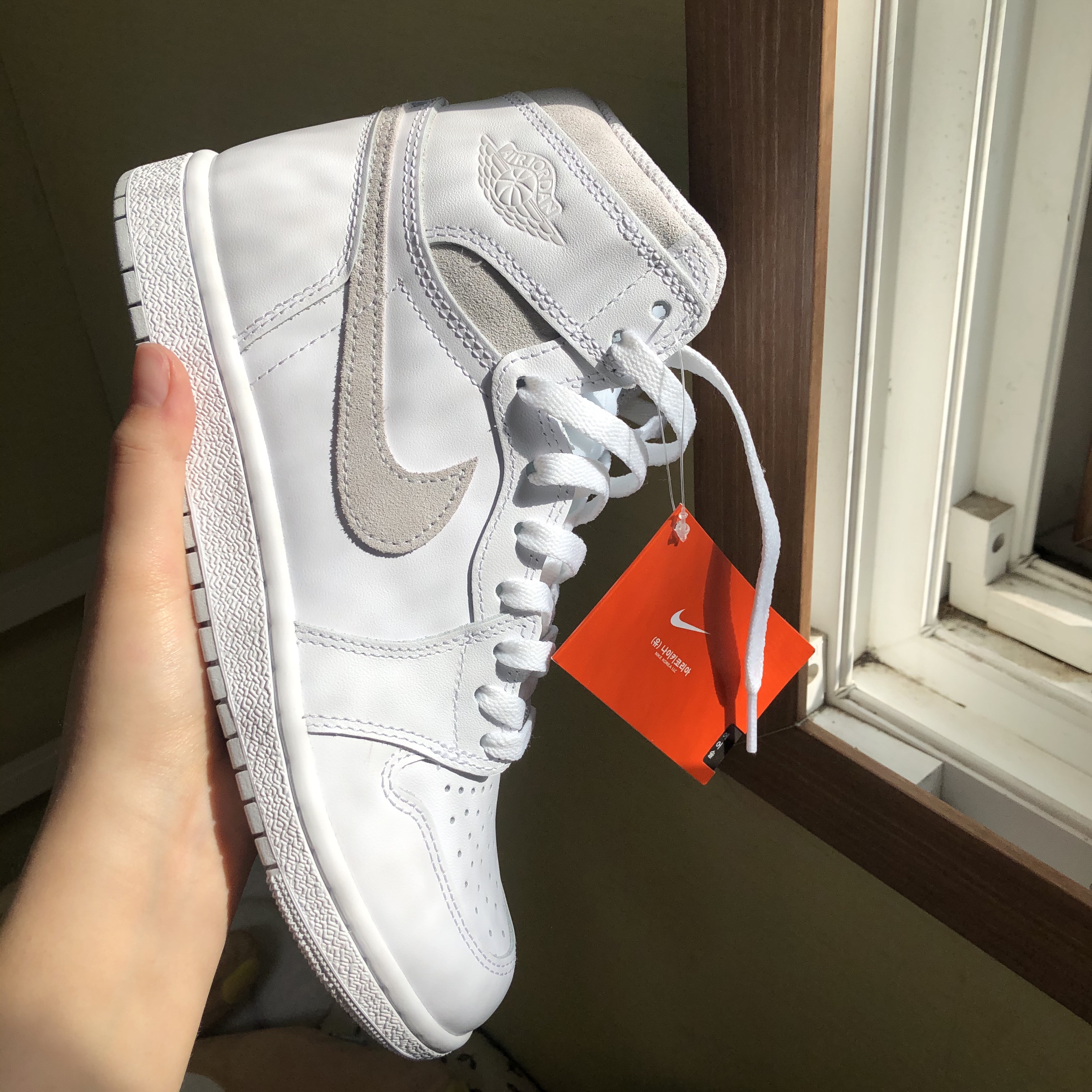 Jordan 1 High 85 Neutral Grey 착용 스타일 - 2