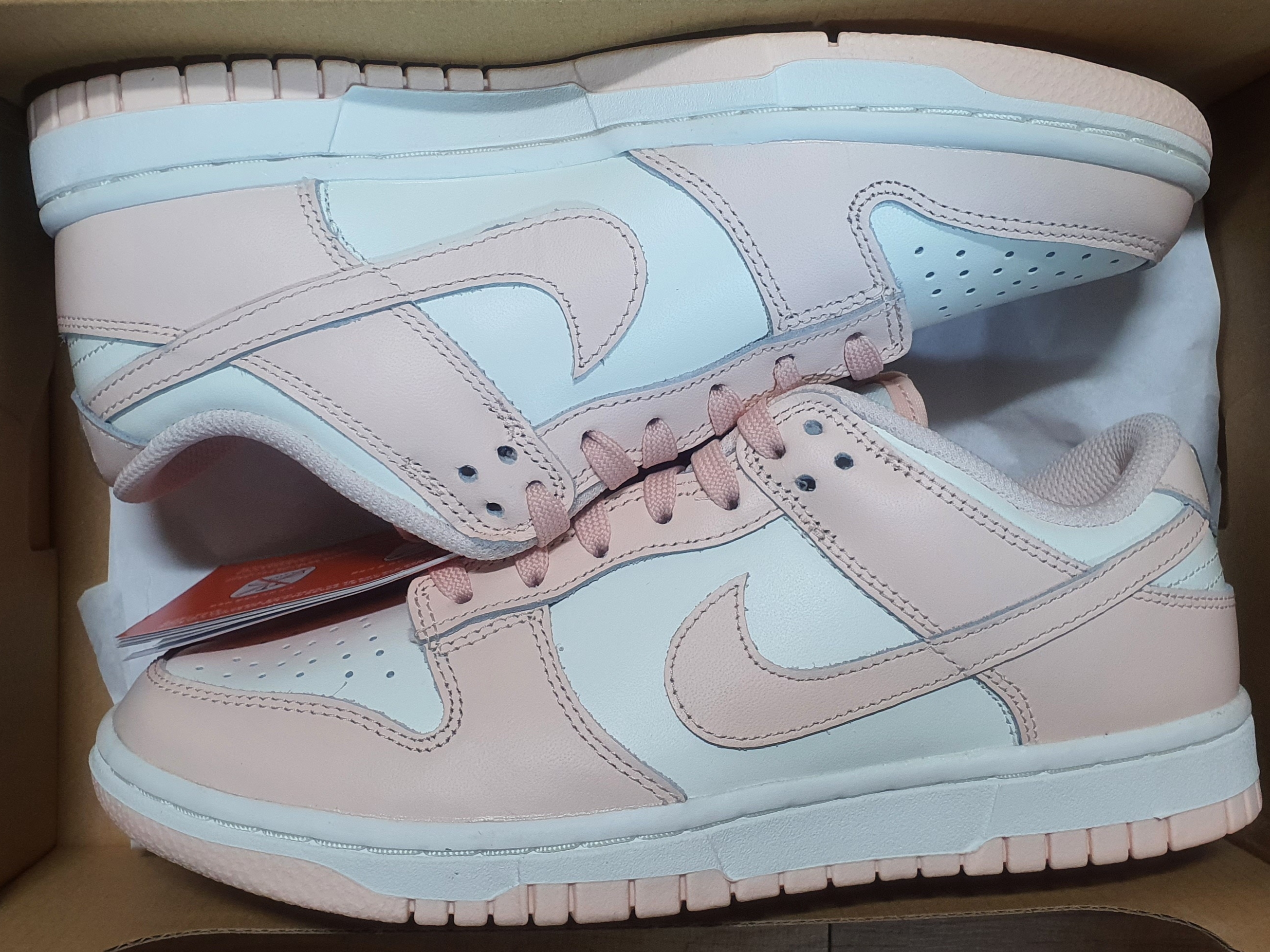 (W) Nike Dunk Low Orange Pearl 착용 스타일