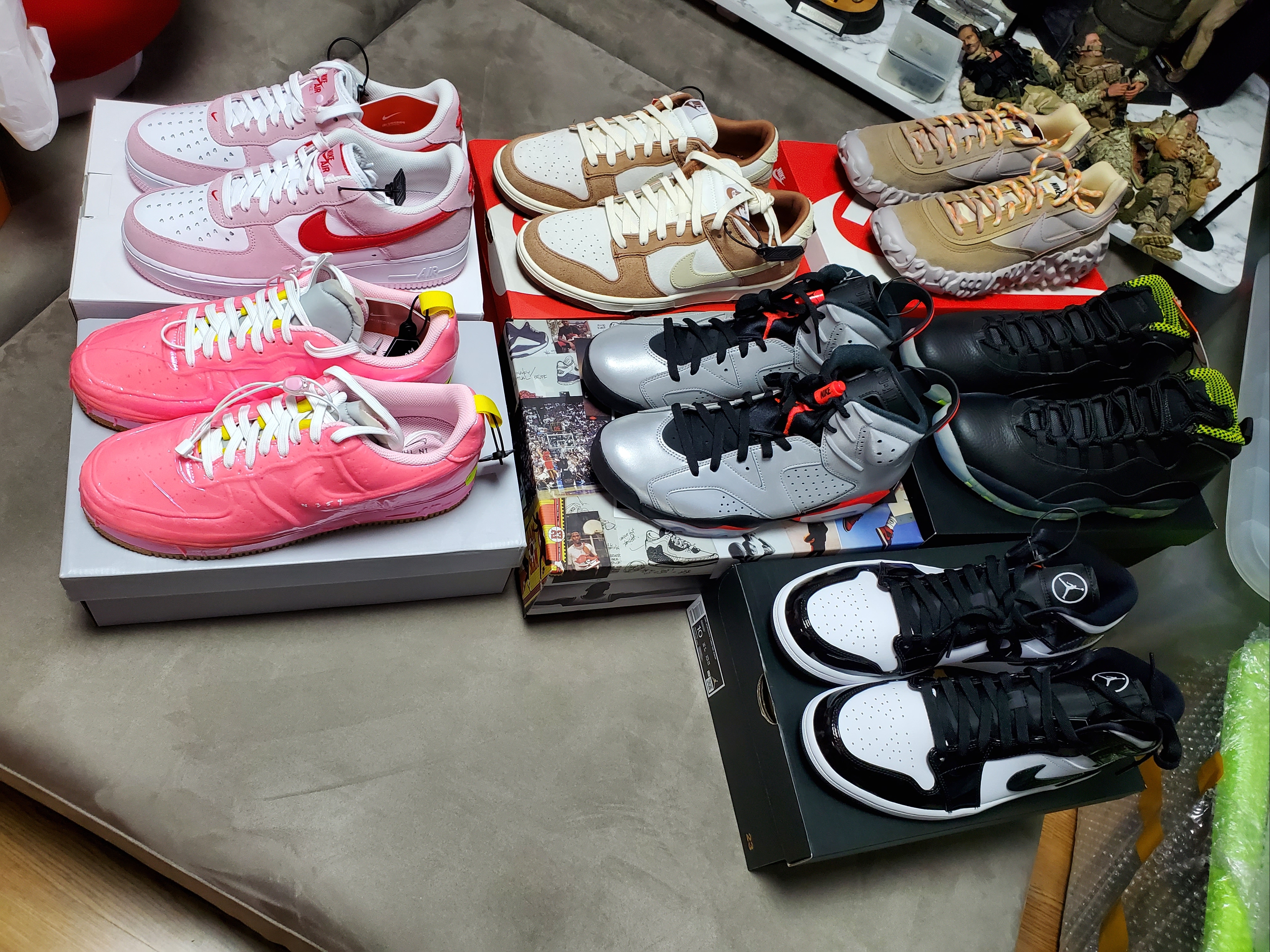 Nike Air Force 1 '07 QS Valentine's Day, Nike Air Force 1 Experimental Racer Pink 착용 스타일 - 1