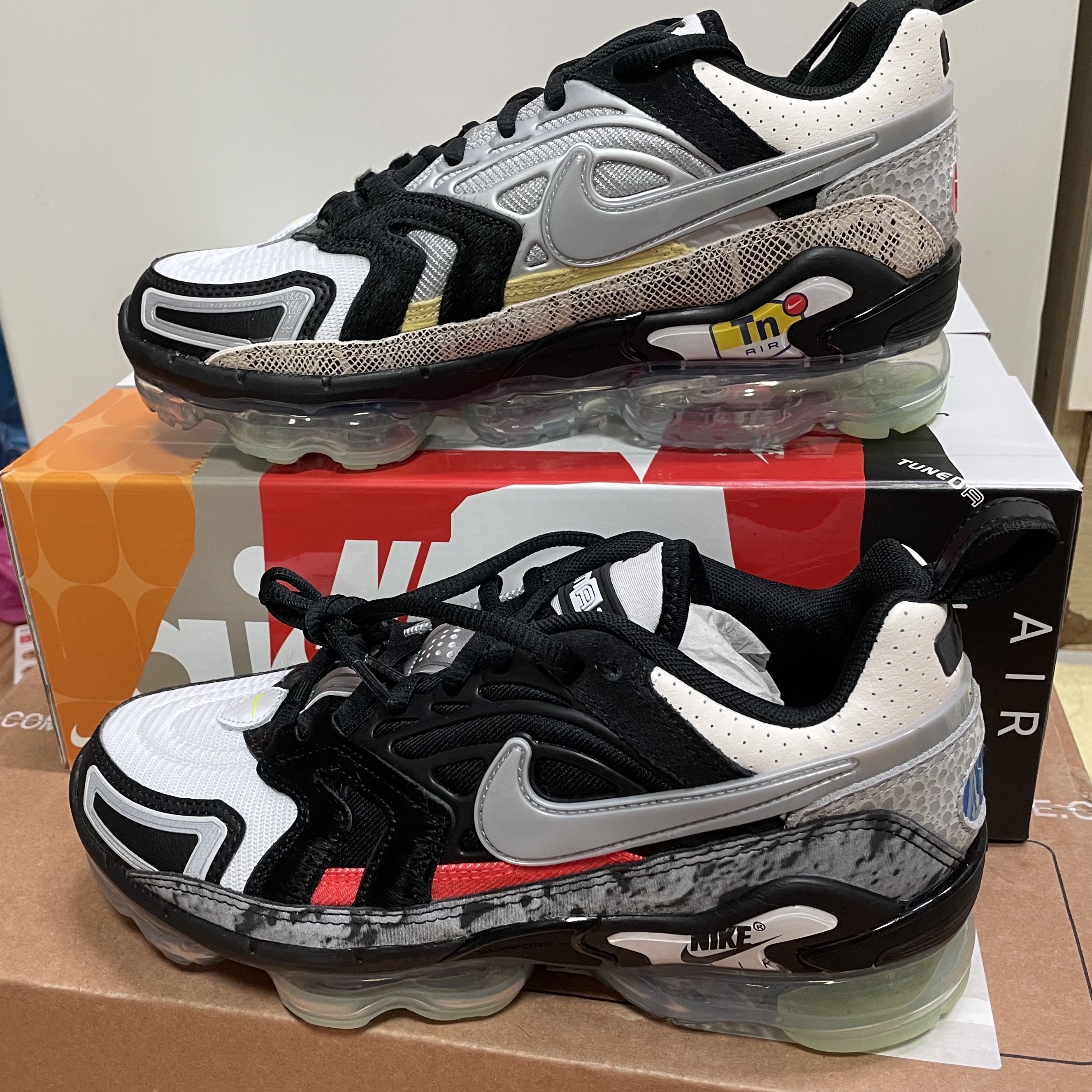 Nike Air VaporMax EVO NRG Collecter's Closet 착용 스타일 - 3