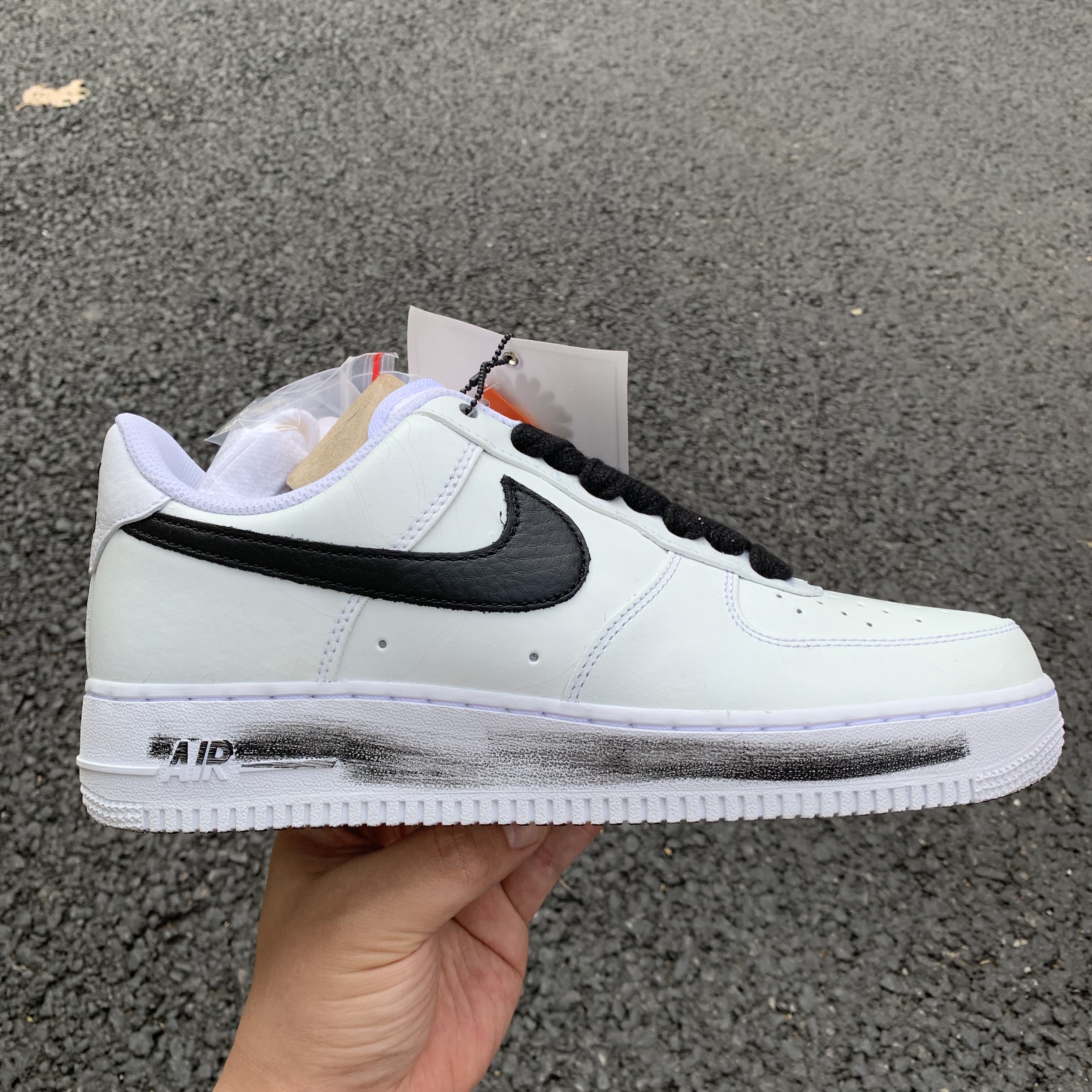 Nike x Peaceminusone Air Force 1 Low Para-Noise 2.0 착용 스타일