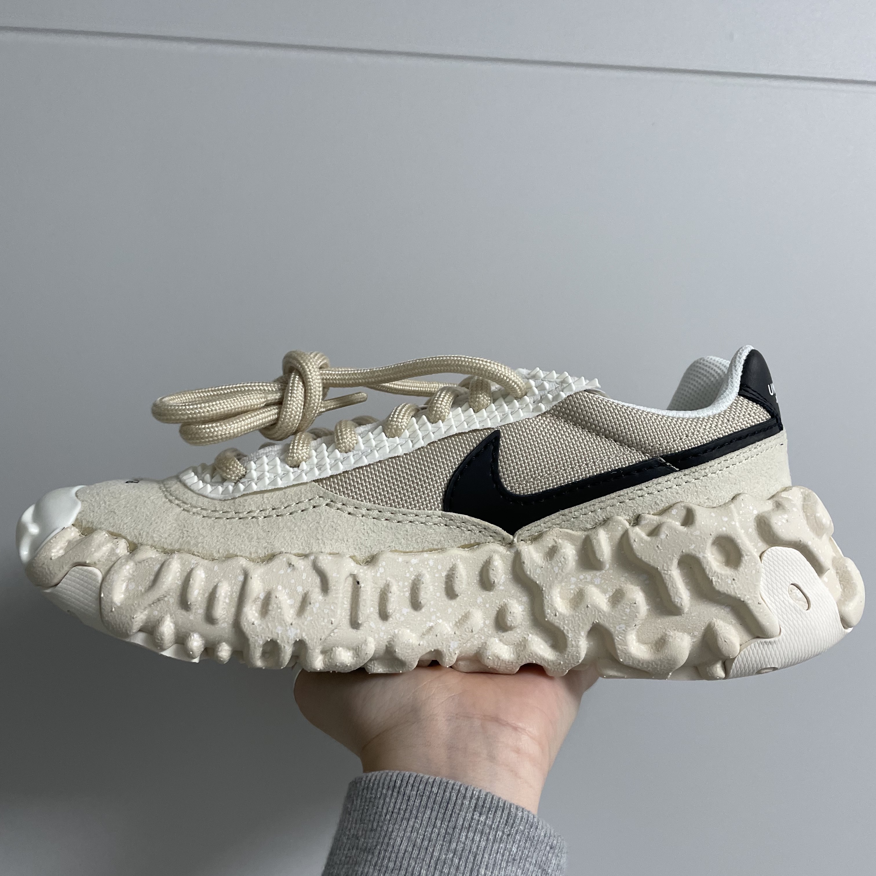 Nike x Undercover Overbreak SP Overcast 착용 스타일 - 3
