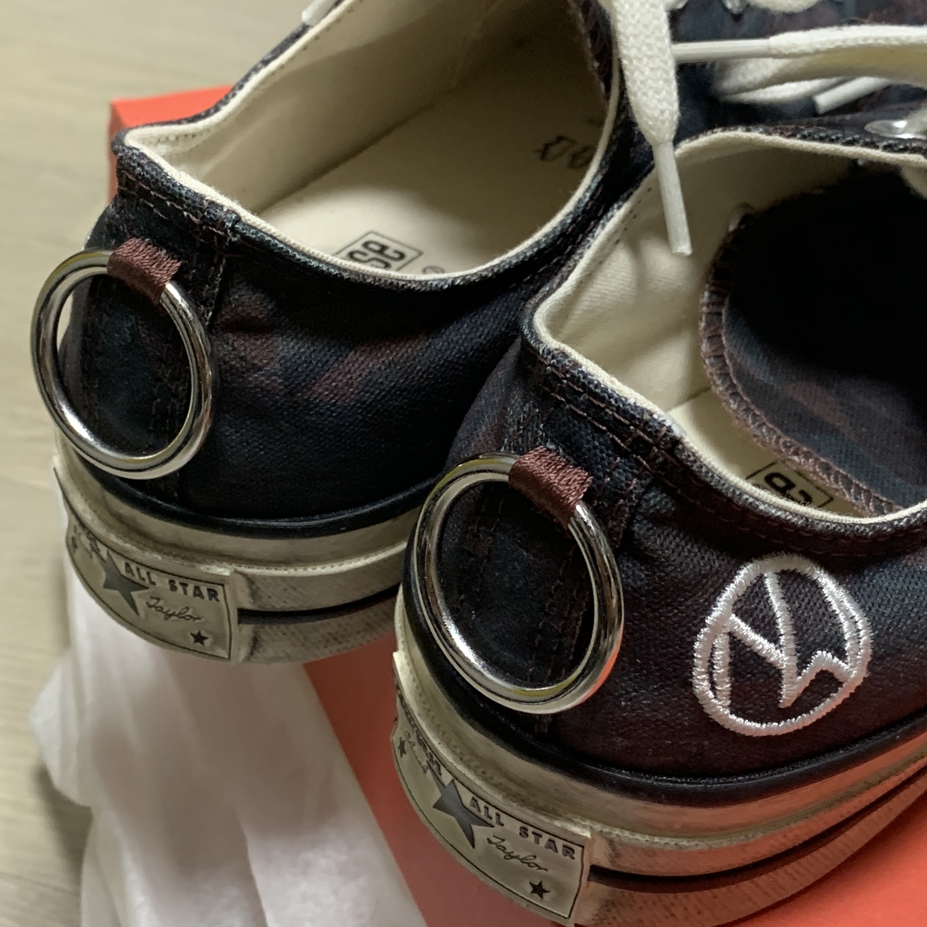 Converse x Undercover Chuck 70 Ox New Warriors Camo 착용 스타일 - 2