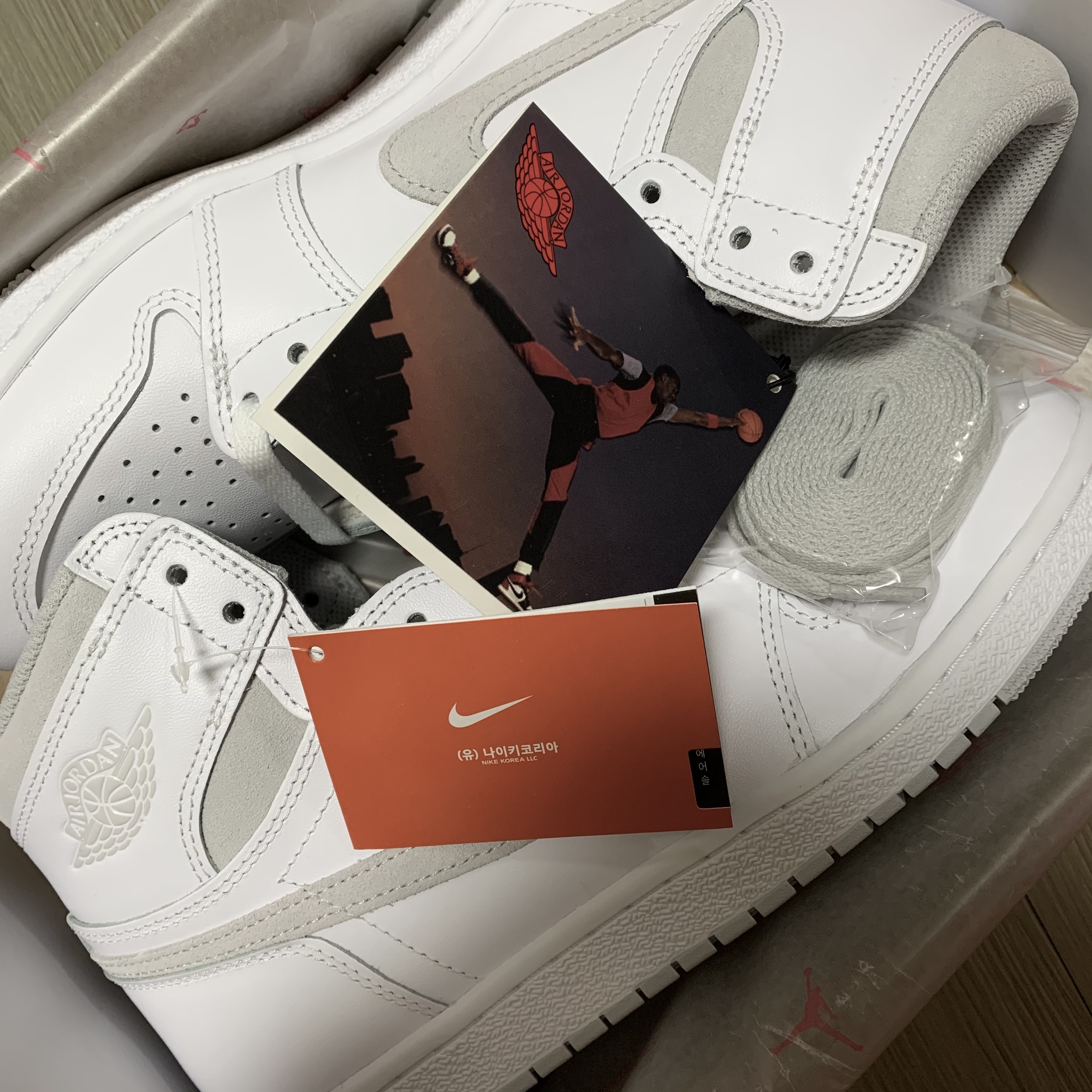 Jordan 1 High 85 Neutral Grey 착용 스타일