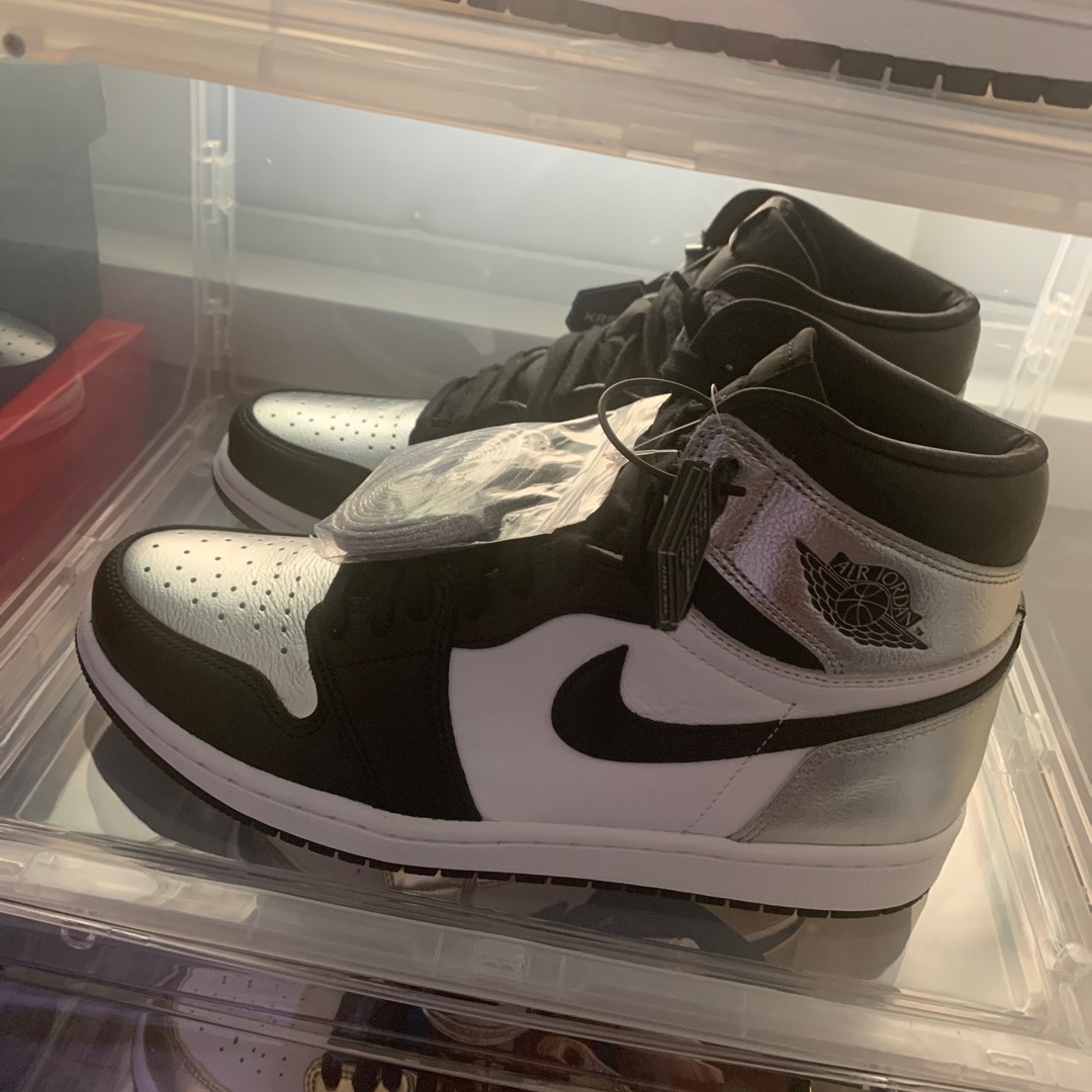 (W) Jordan 1 Retro High OG Silver Toe 착용 스타일