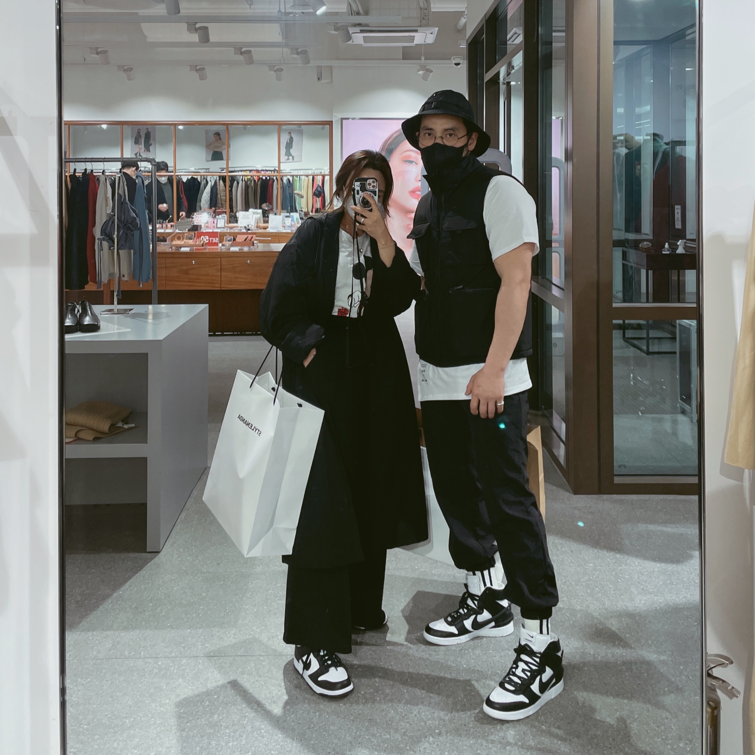 Nike x Ambush Dunk High Black, (W) Nike Dunk Low Black 착용 스타일 - 1