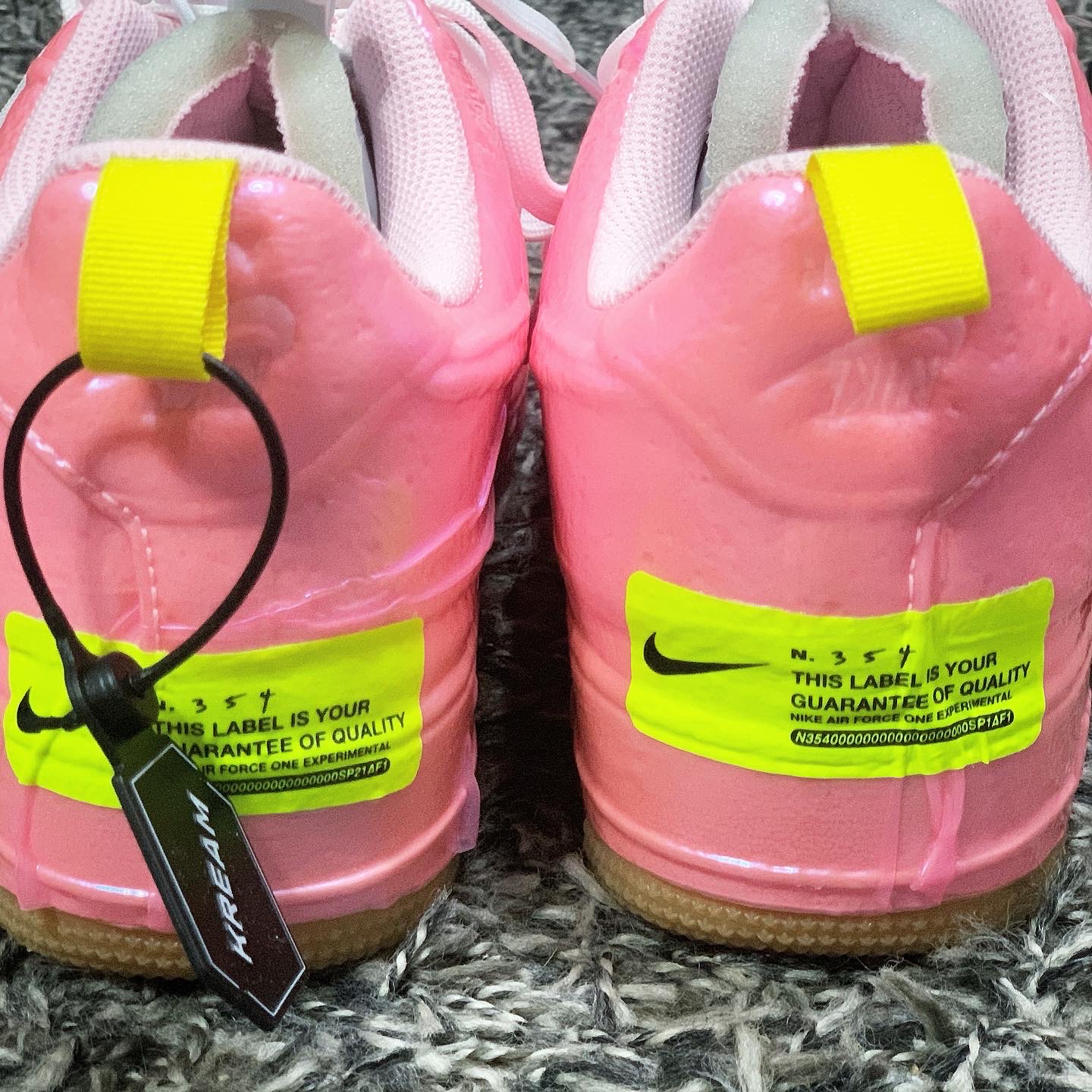 Nike Air Force 1 Experimental Racer Pink 착용 스타일 - 3