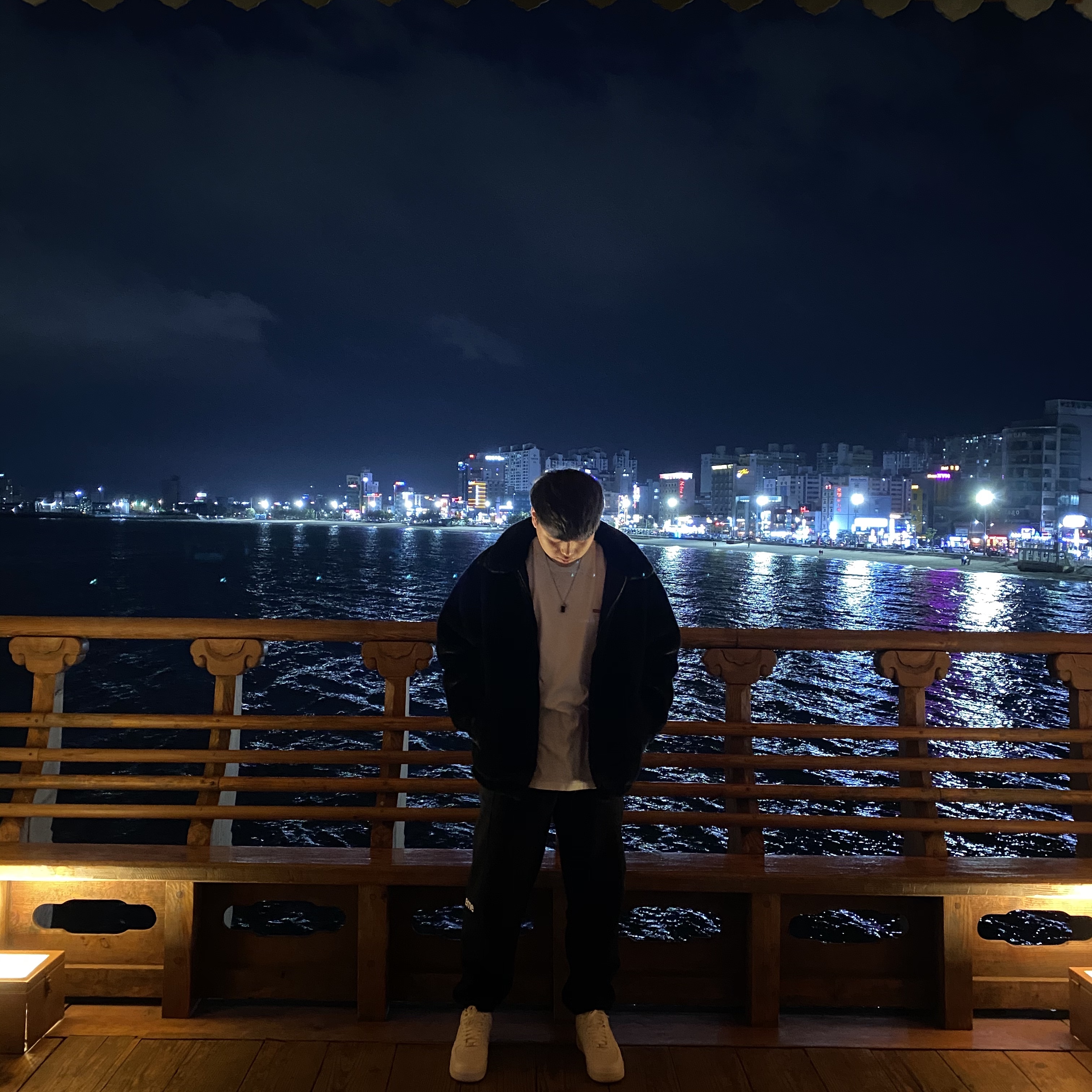 Nike x Supreme Air Force 1 Low White 착용 스타일 - 2