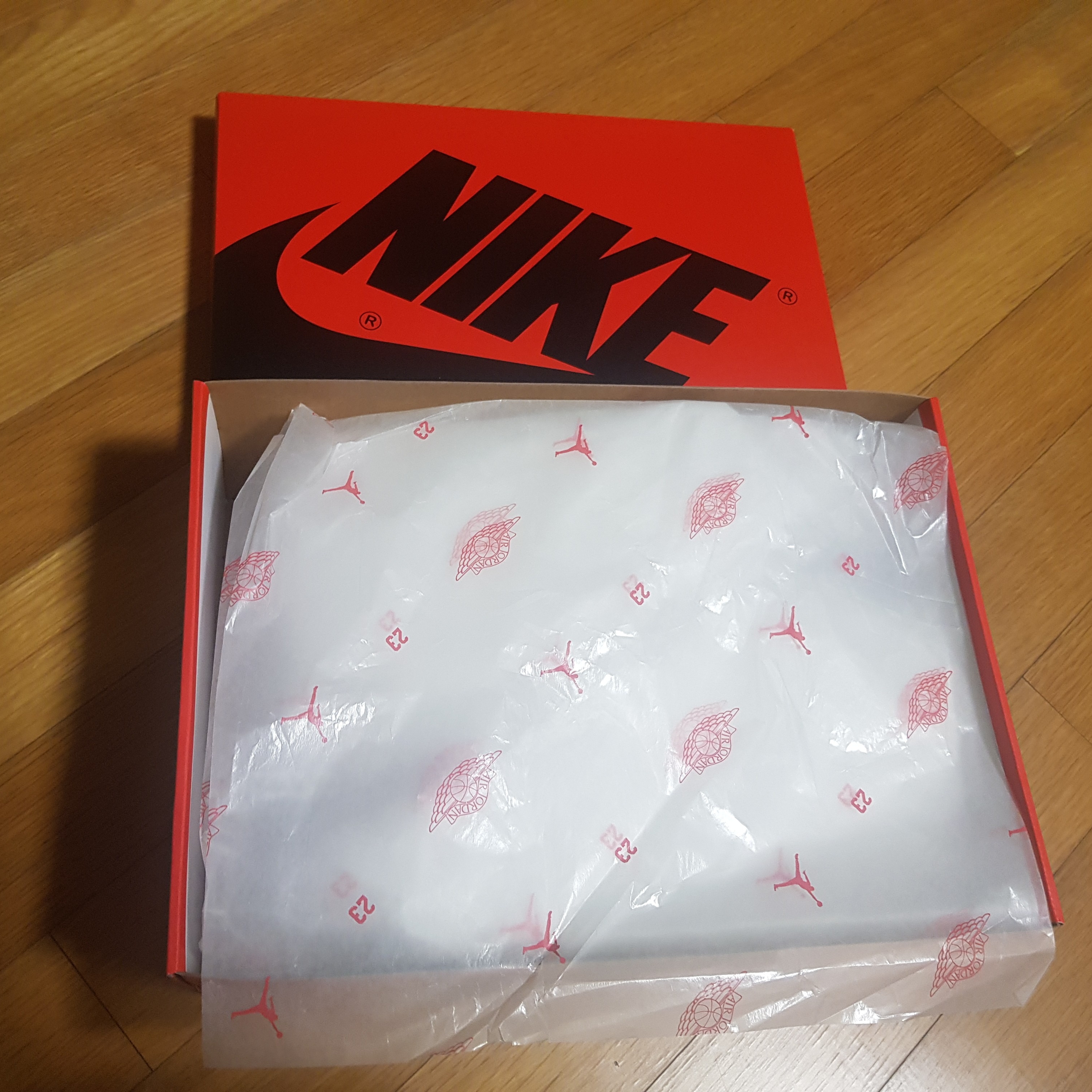Jordan 1 High 85 Neutral Grey 착용 스타일 - 2