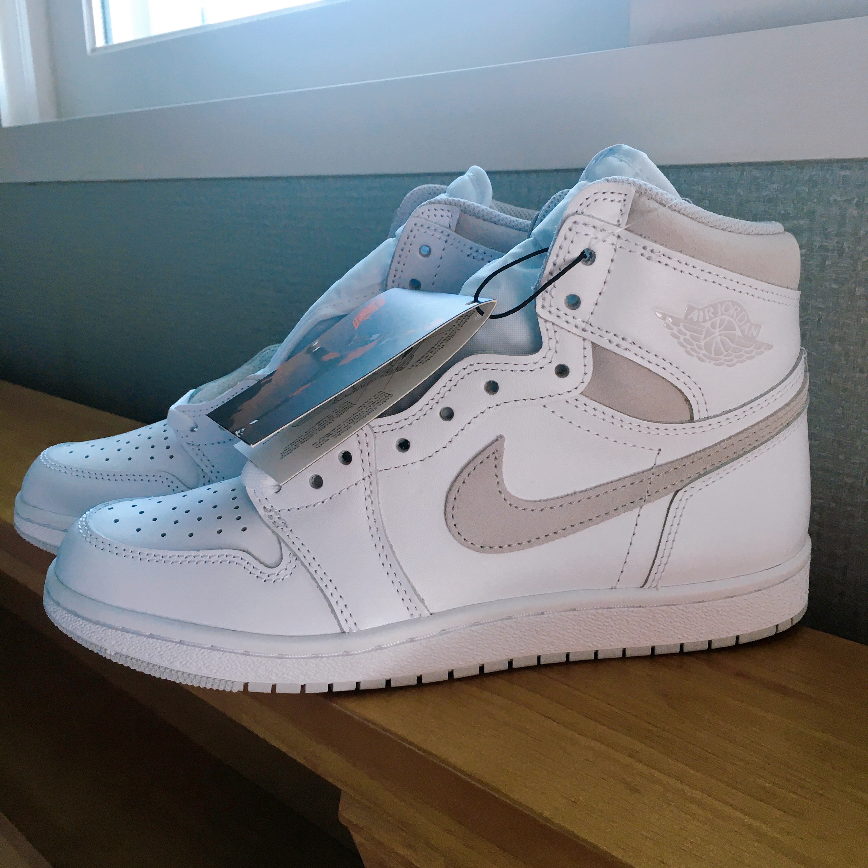 Jordan 1 High 85 Neutral Grey 착용 스타일 - 3