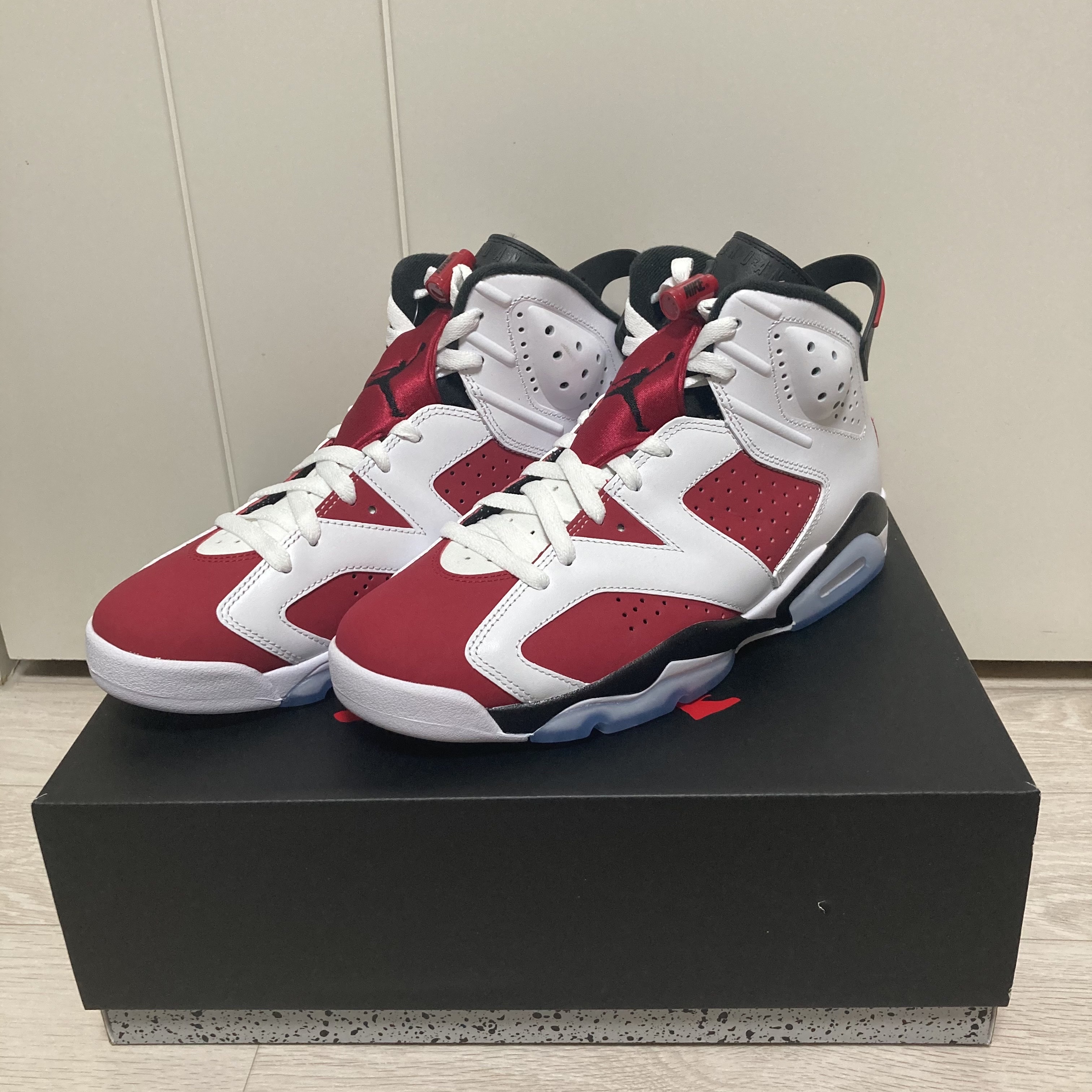 Jordan 6 Retro Carmine 2021 착용 스타일 - 2