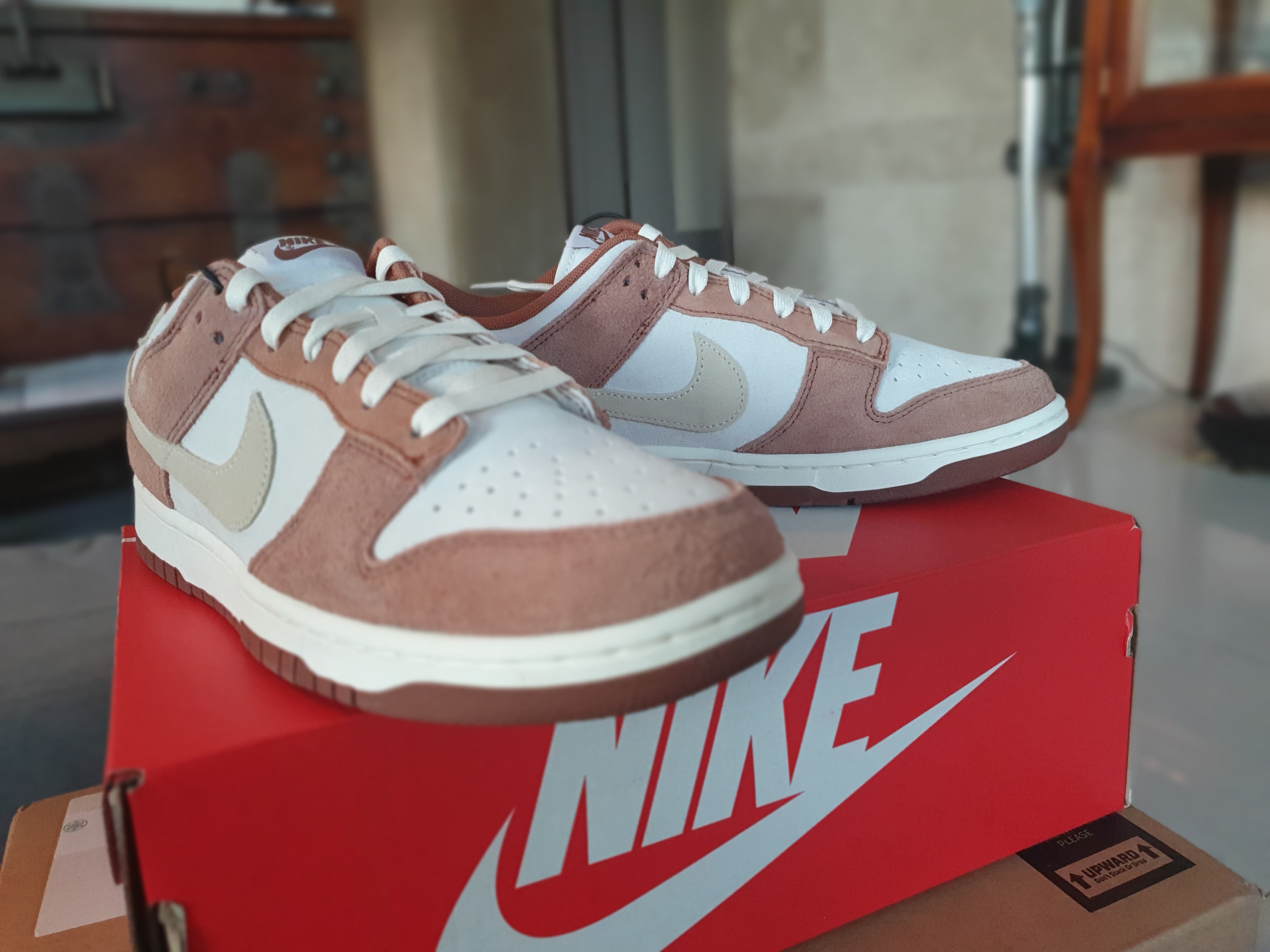 Nike Dunk Low Pro Premium Medium Curry 착용 스타일 - 1