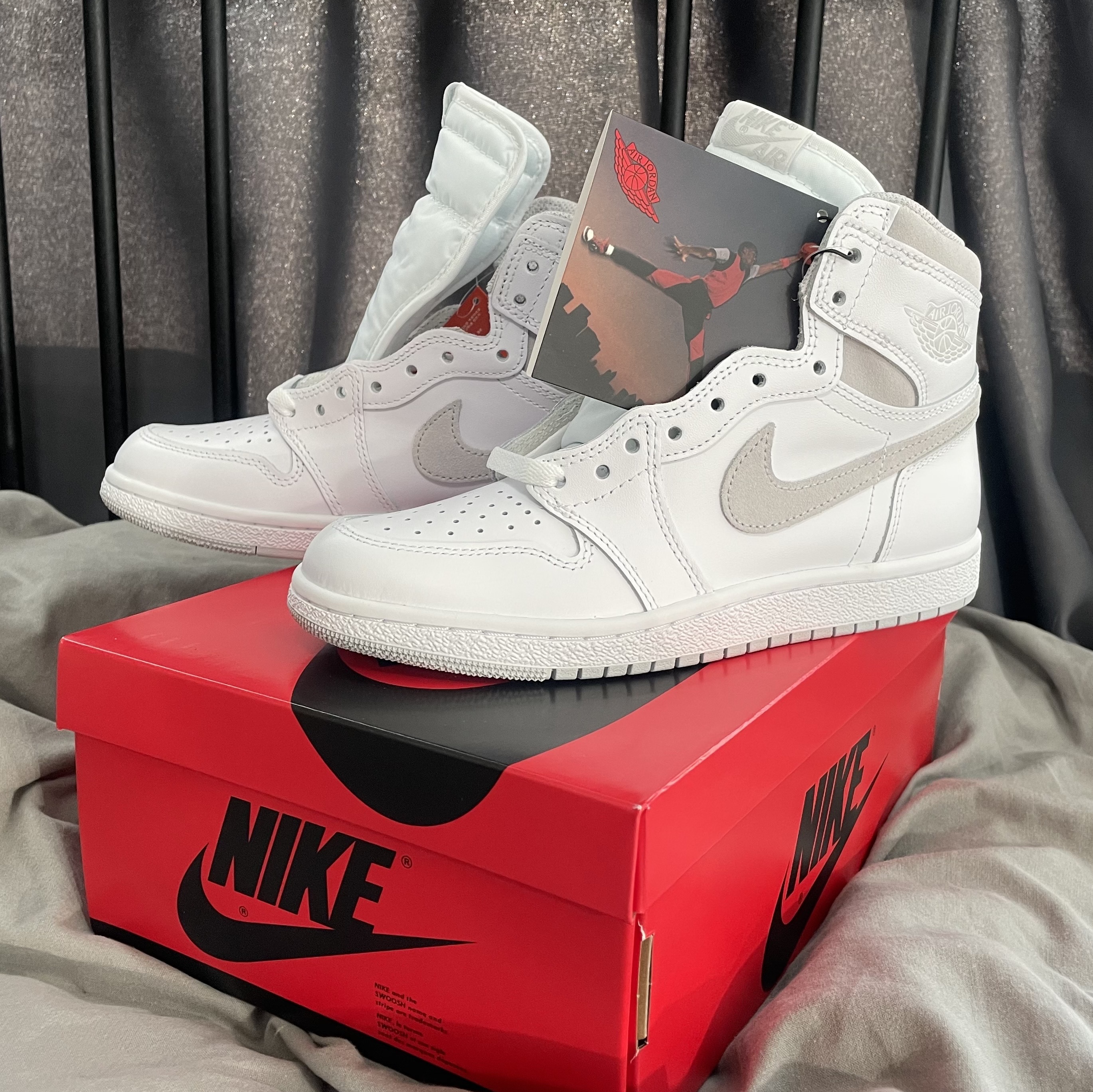 Jordan 1 High 85 Neutral Grey 착용 스타일