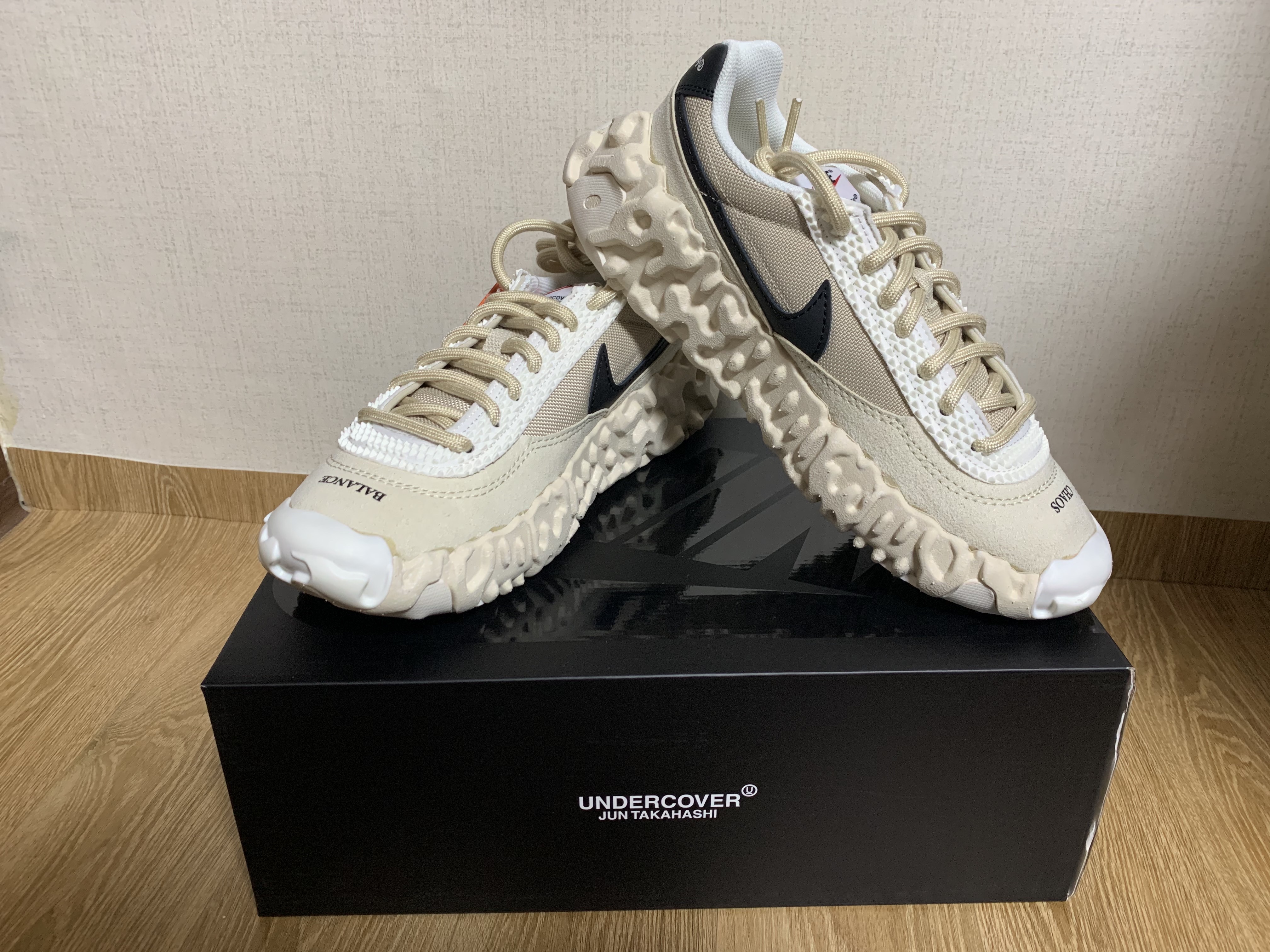 Nike x Undercover Overbreak SP Overcast 착용 스타일 - 2