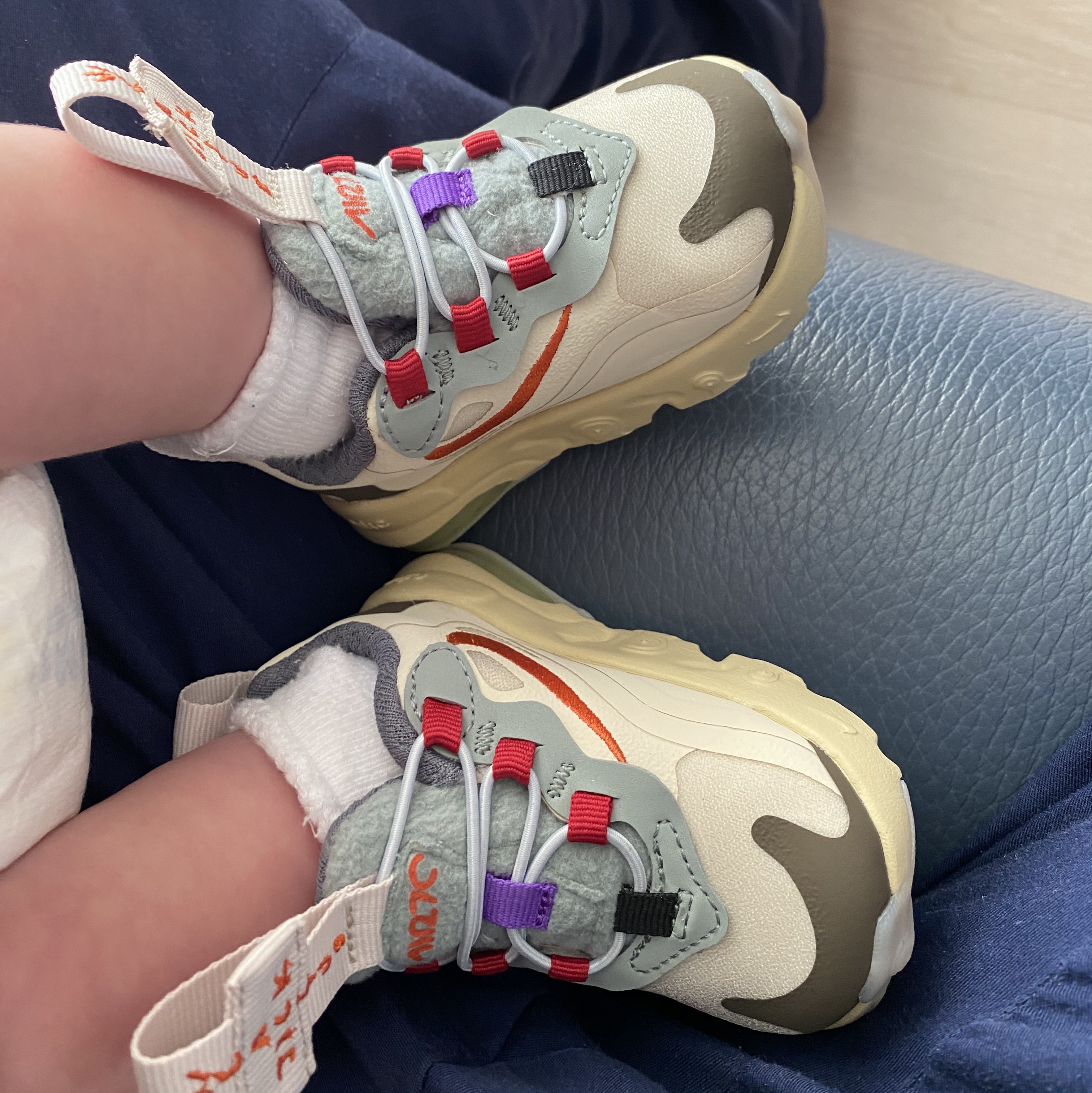 (TD) Nike x Travis Scott Air Max 270 React Cactus Trails 착용 스타일
